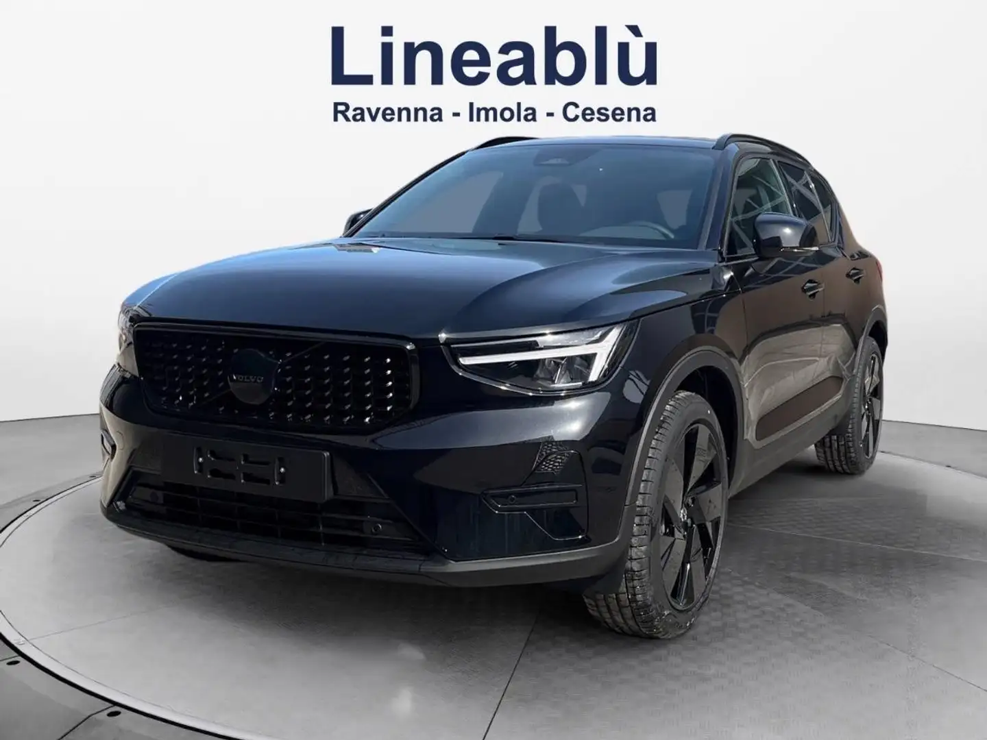 Volvo XC40 Ultra Black Edition B3 AUT Nero - 1