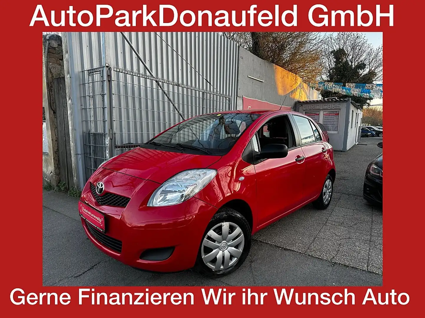 Toyota Yaris 1,0 VVT-i Young*SEHR GEPLEGT* Rot - 1