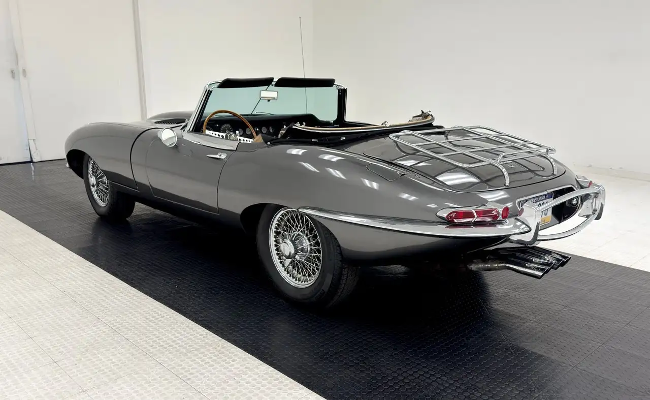 Jaguar XK Series 1 Roadster, foto 6
