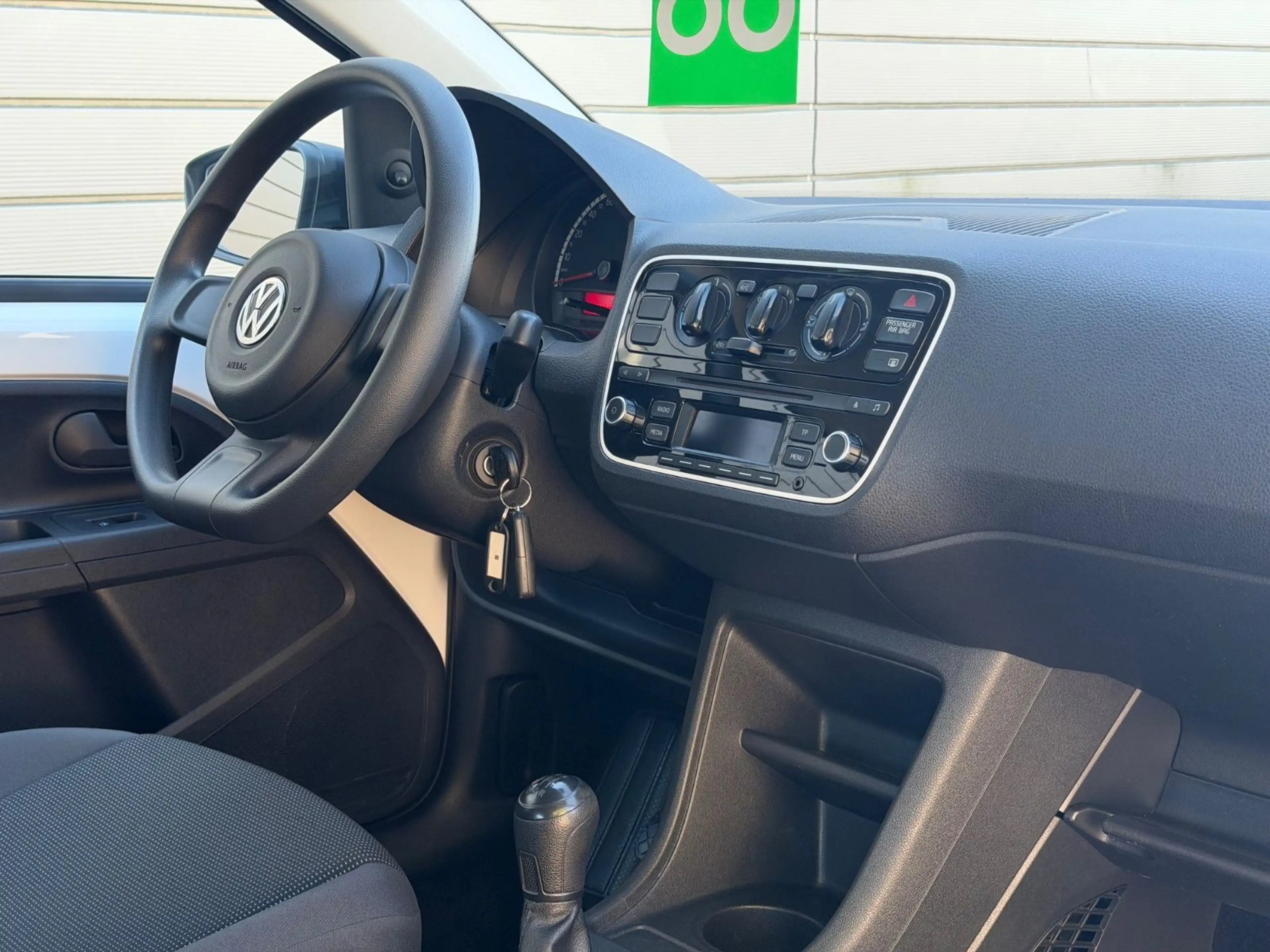 Volkswagen up! take up! *HU/AU NEU*KLIMA* — photo 13