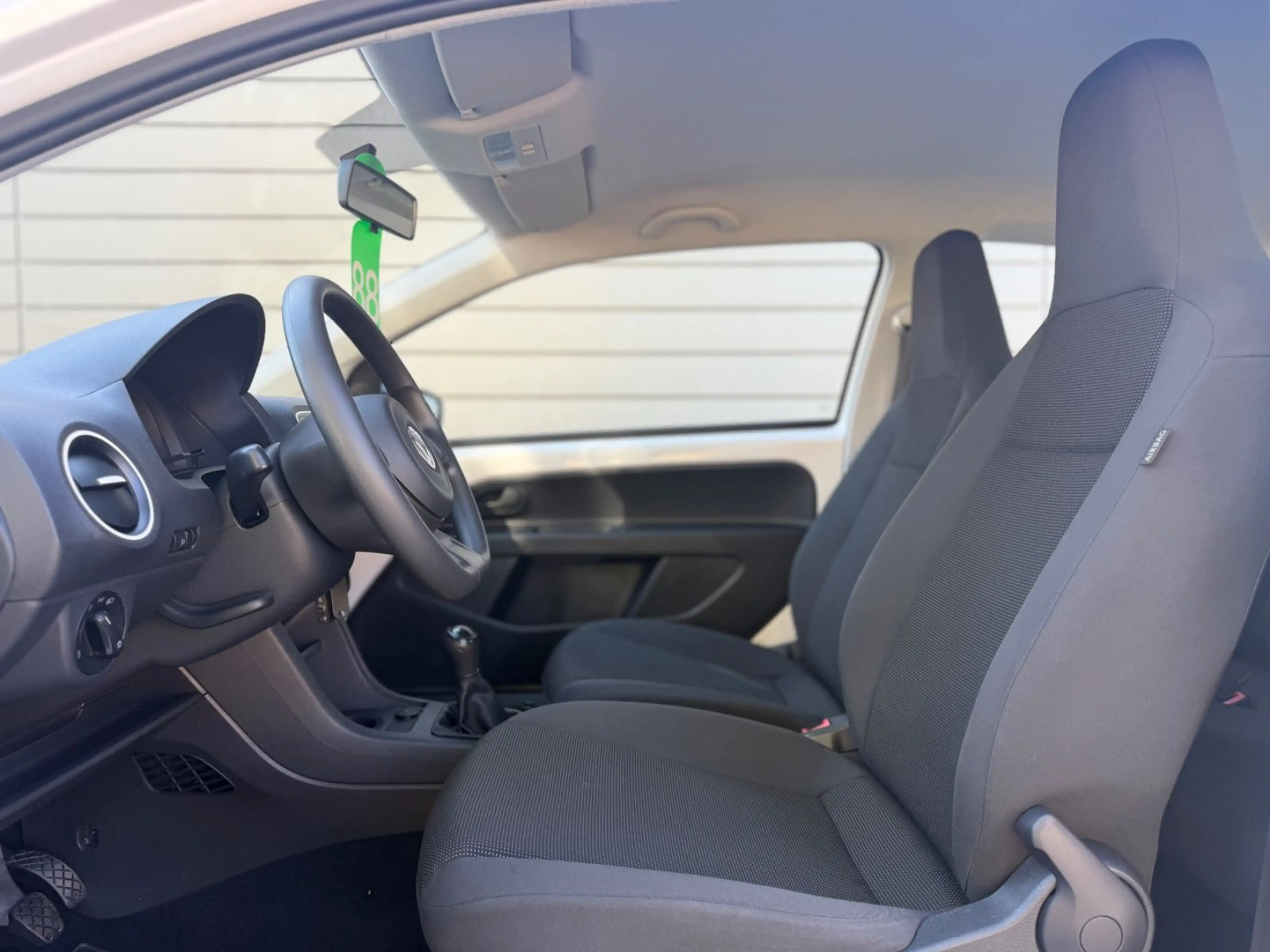 Volkswagen up! take up! *HU/AU NEU*KLIMA* — photo 8