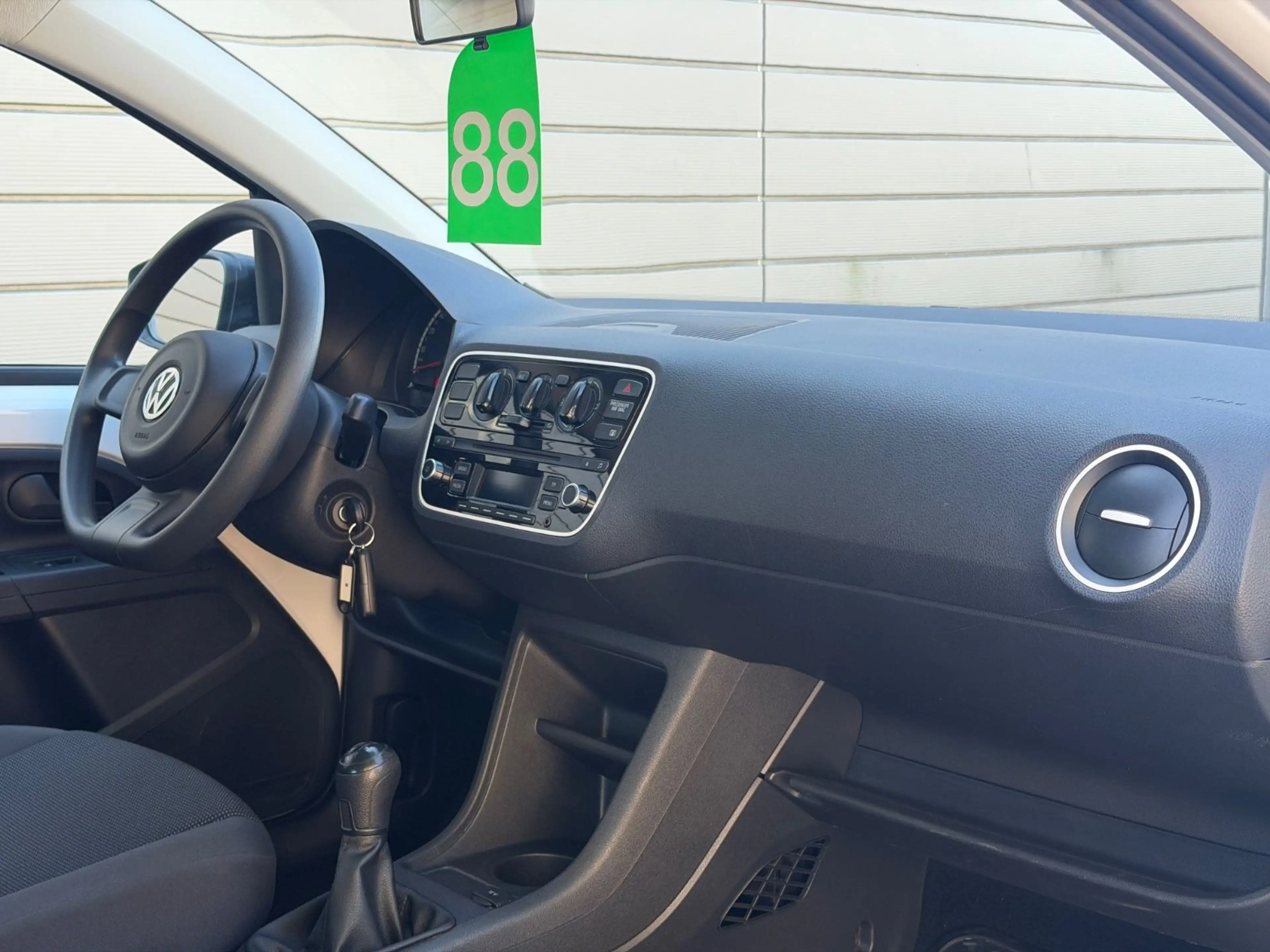 Volkswagen up! take up! *HU/AU NEU*KLIMA* — photo 12