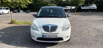 Y 1.4 16v Automatik Sport Momo Design
