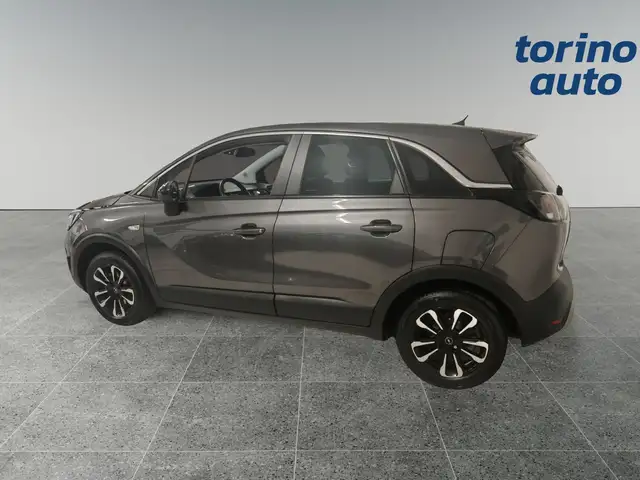 Opel Crossland view 3