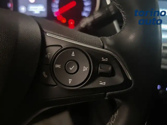 Opel Crossland view 11