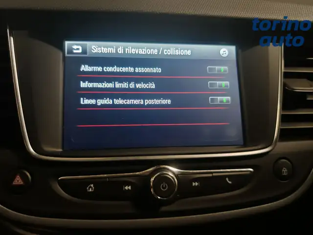 Opel Crossland view 15