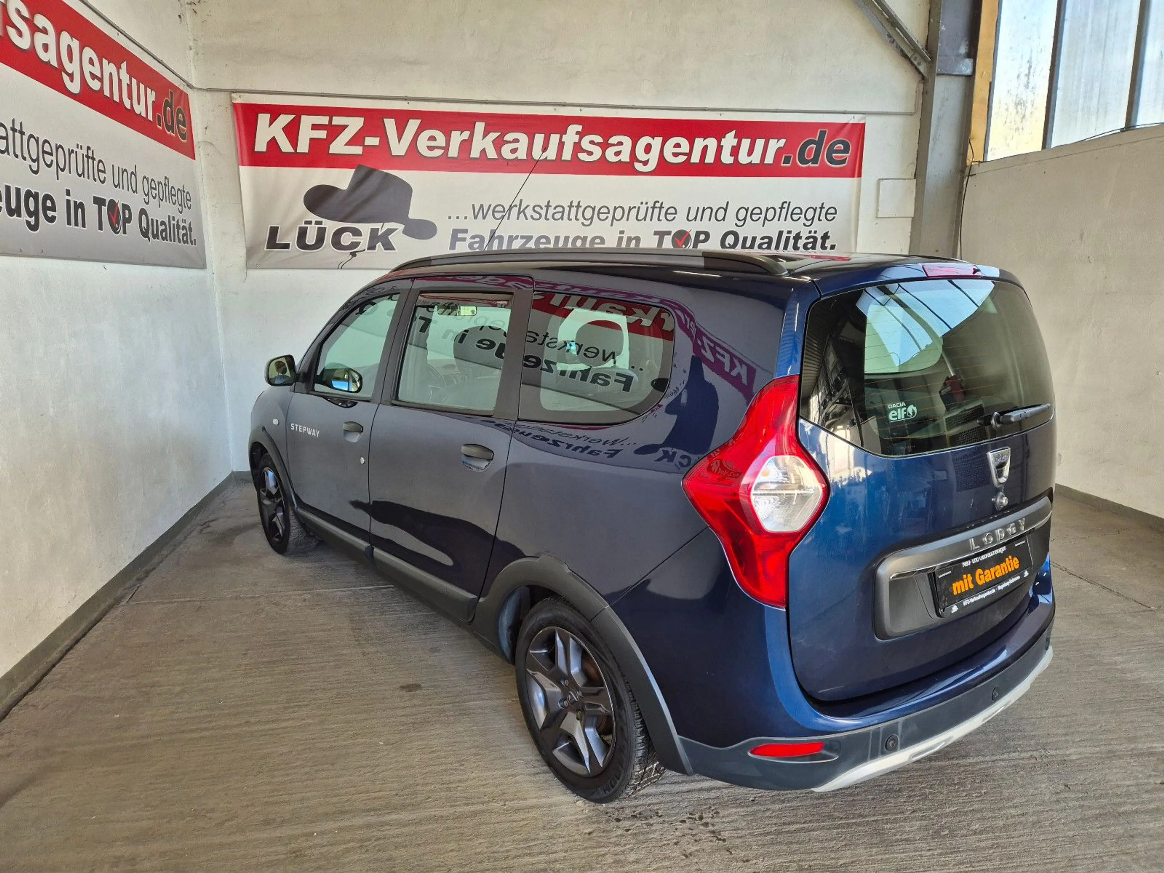 Dacia Lodgy Stepway Celebration, inkl. 1 Jahr Garantie — photo 12