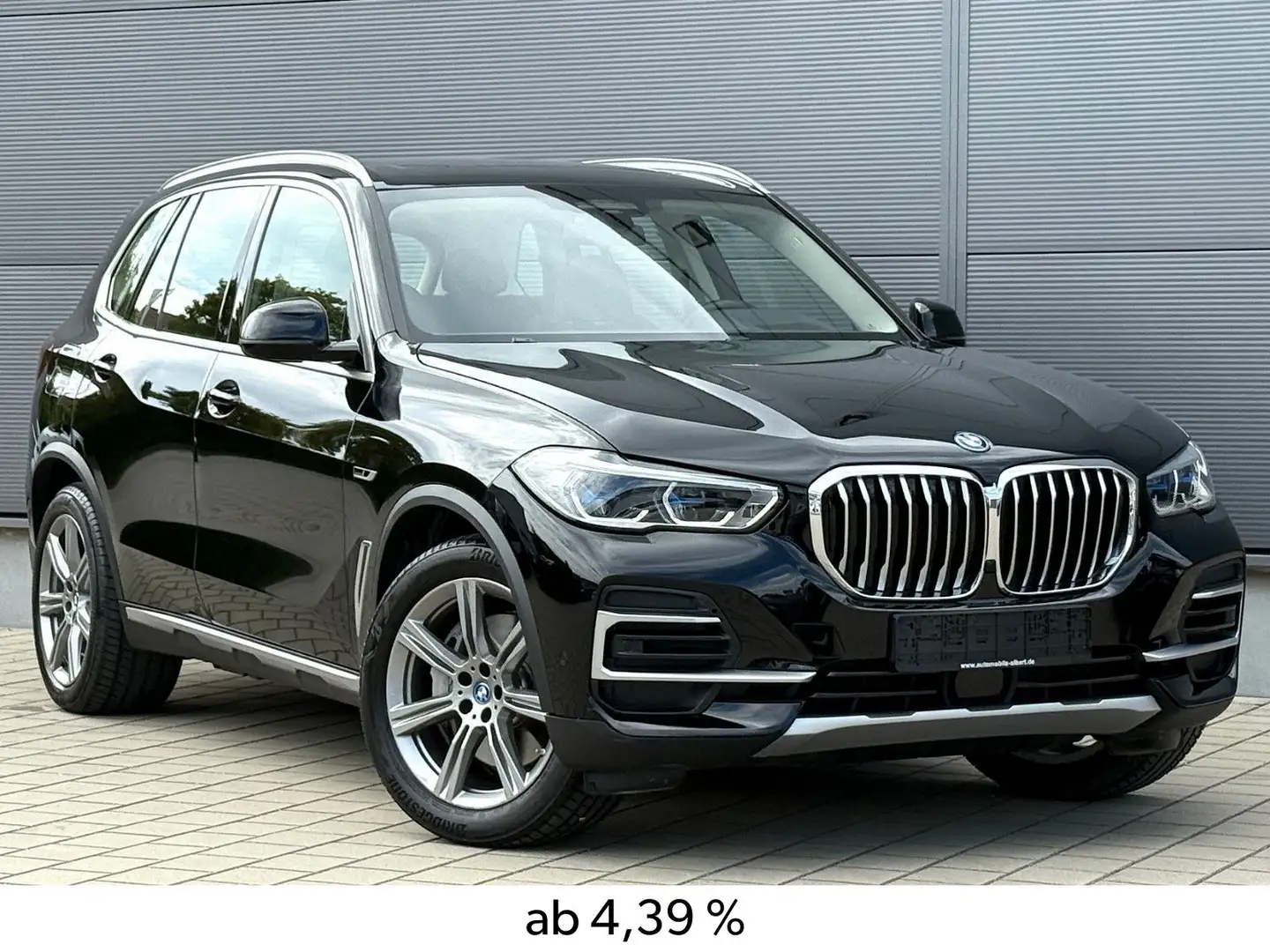 BMW X5 xDrive 45e xLine*2-Achs Luft*Pano*DrivAssPro* Noir - 1