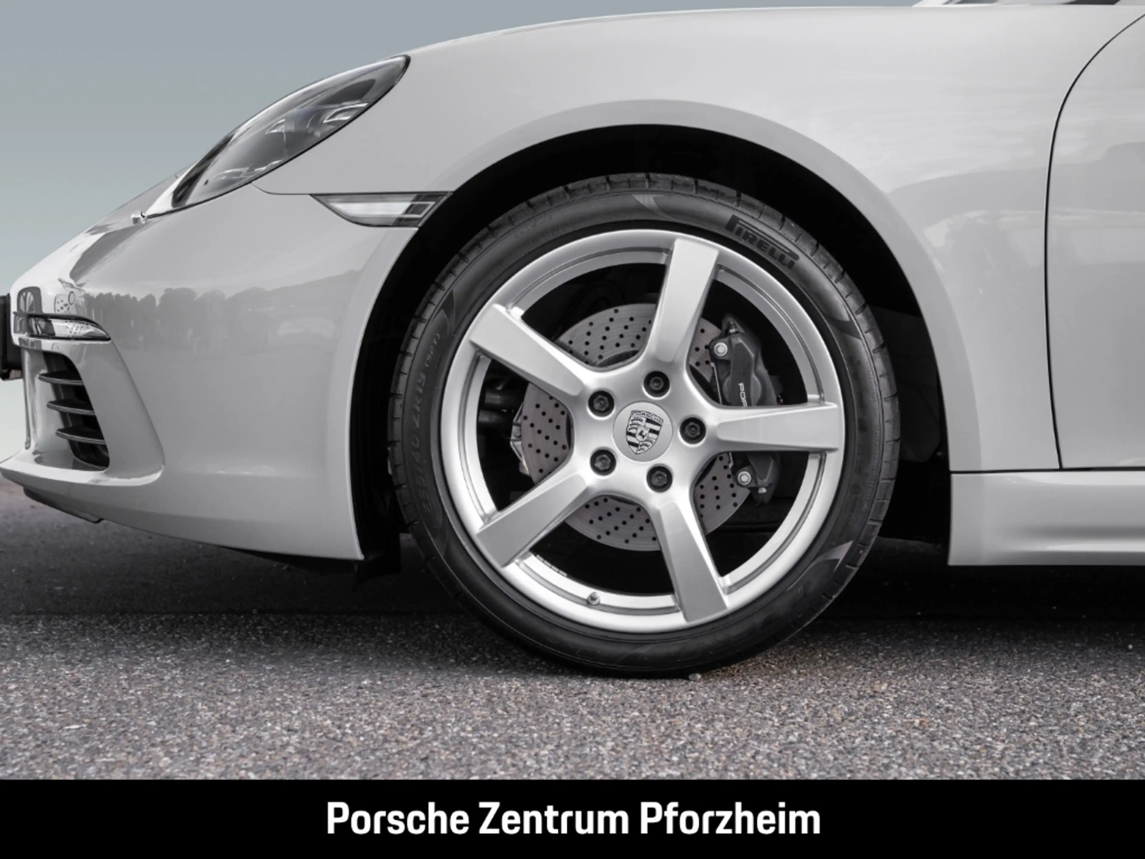 Porsche Boxster 718 — photo 11
