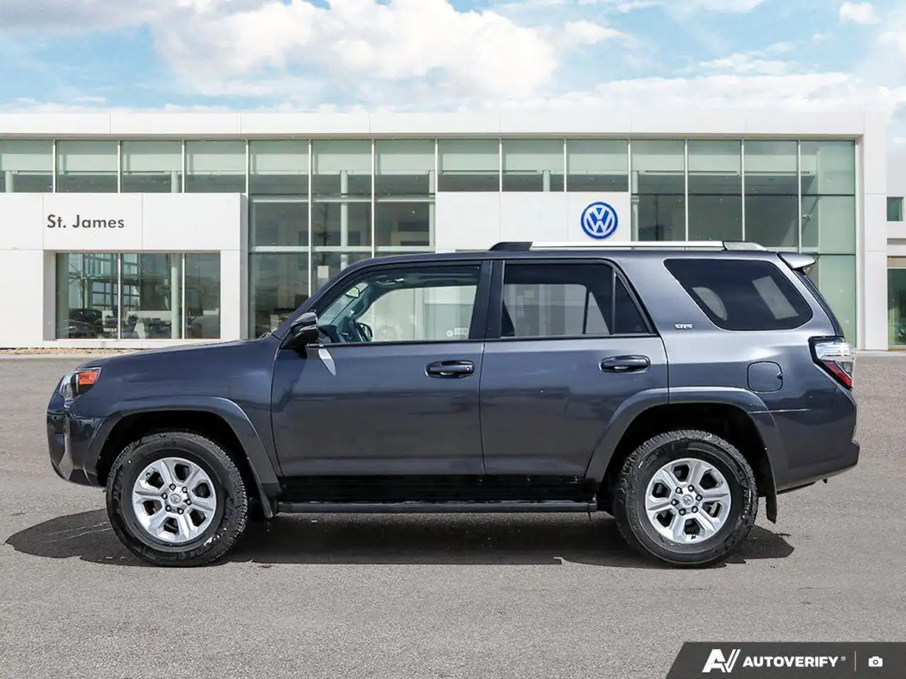 Toyota 4-Runner снимка Toyota 4-Runner