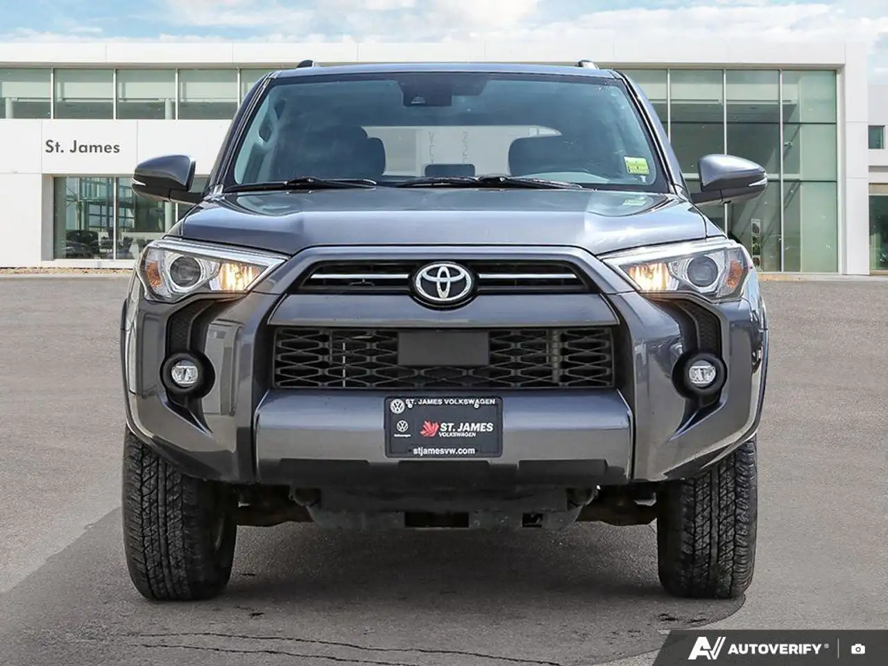 Toyota 4-Runner снимка Toyota 4-Runner