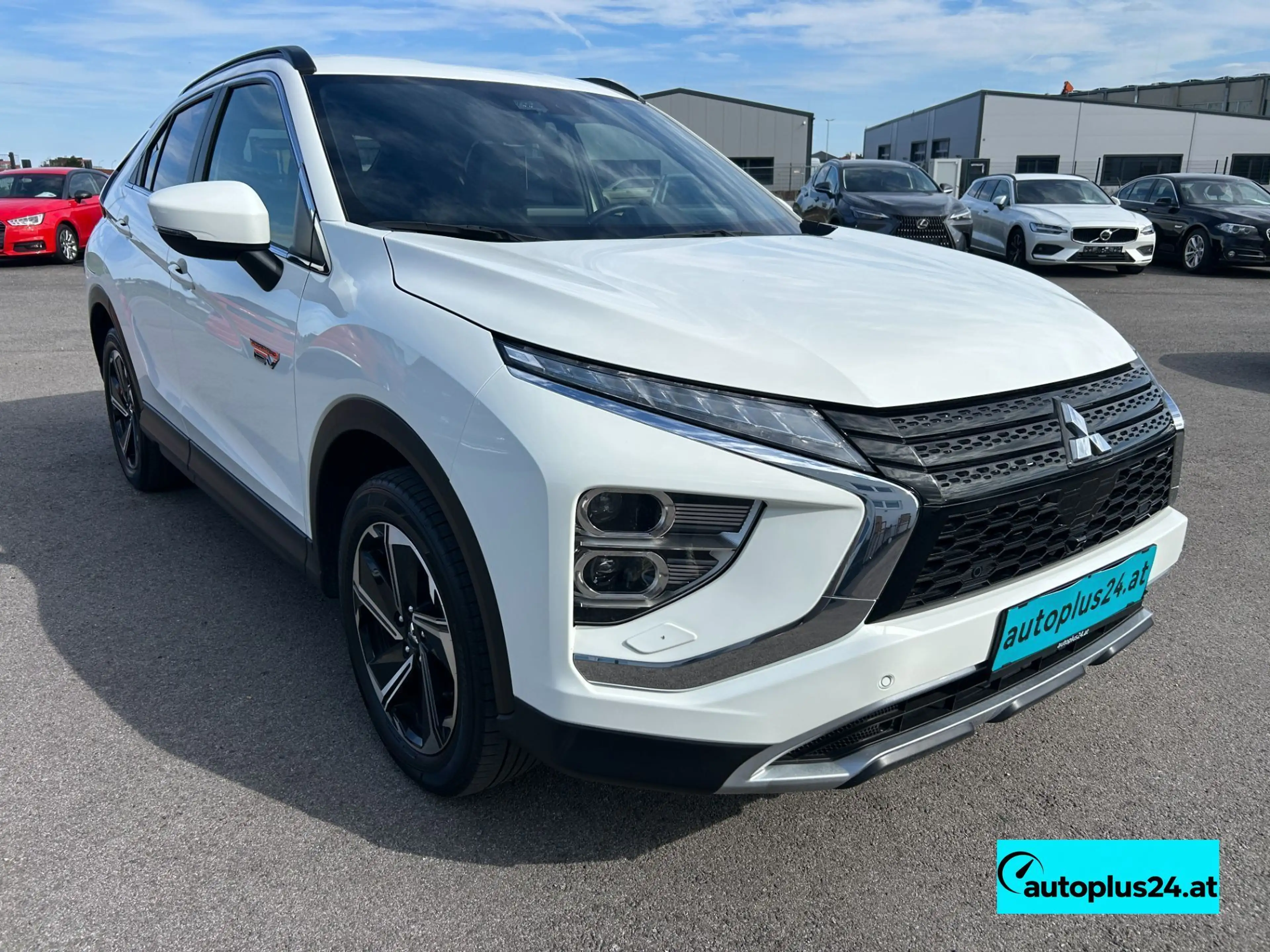 Mitsubishi Eclipse Cross 2,4 PHEV 4WD Intense+ CVT Aut. — photo 3