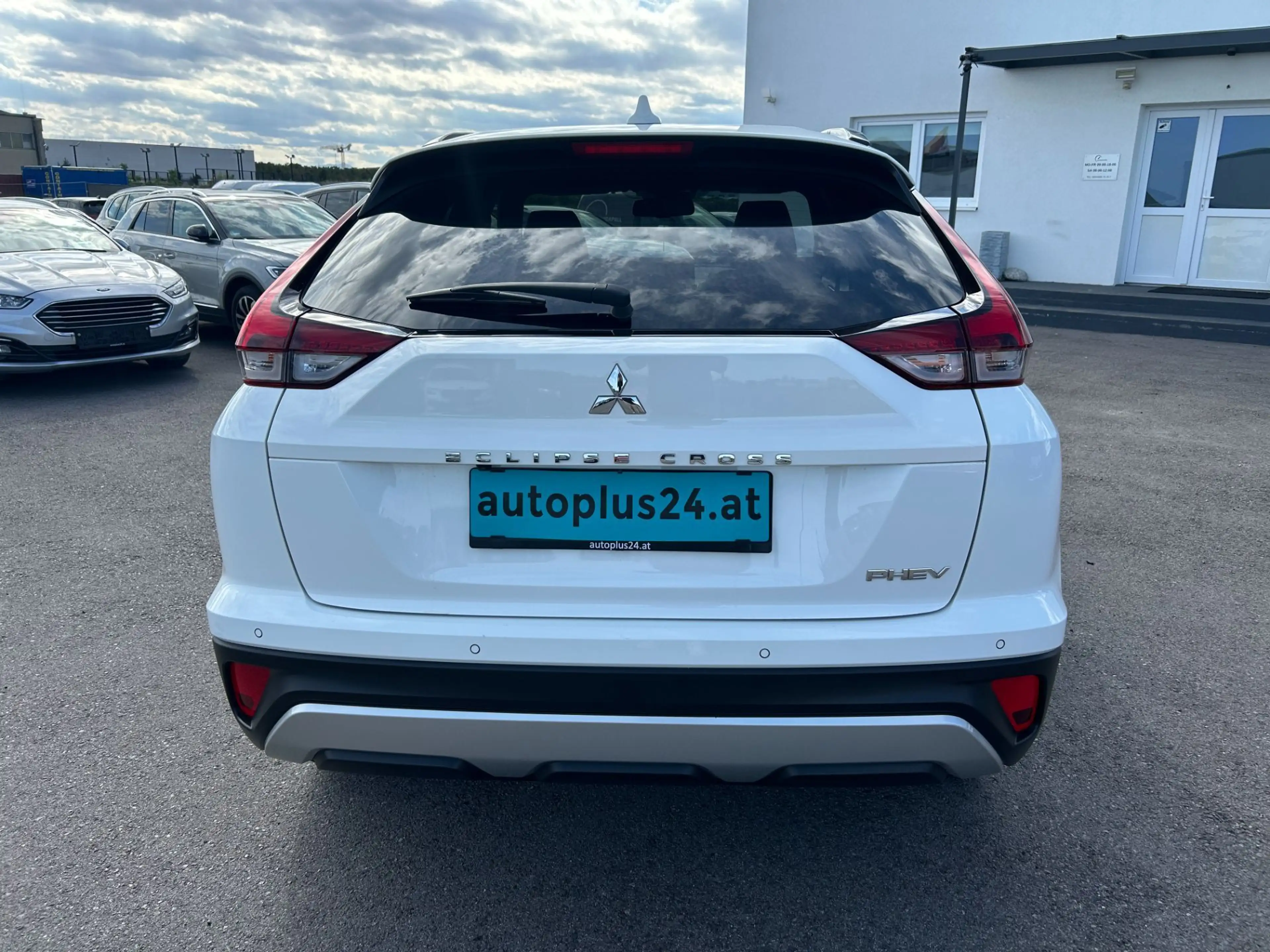 Mitsubishi Eclipse Cross 2,4 PHEV 4WD Intense+ CVT Aut. — photo 7