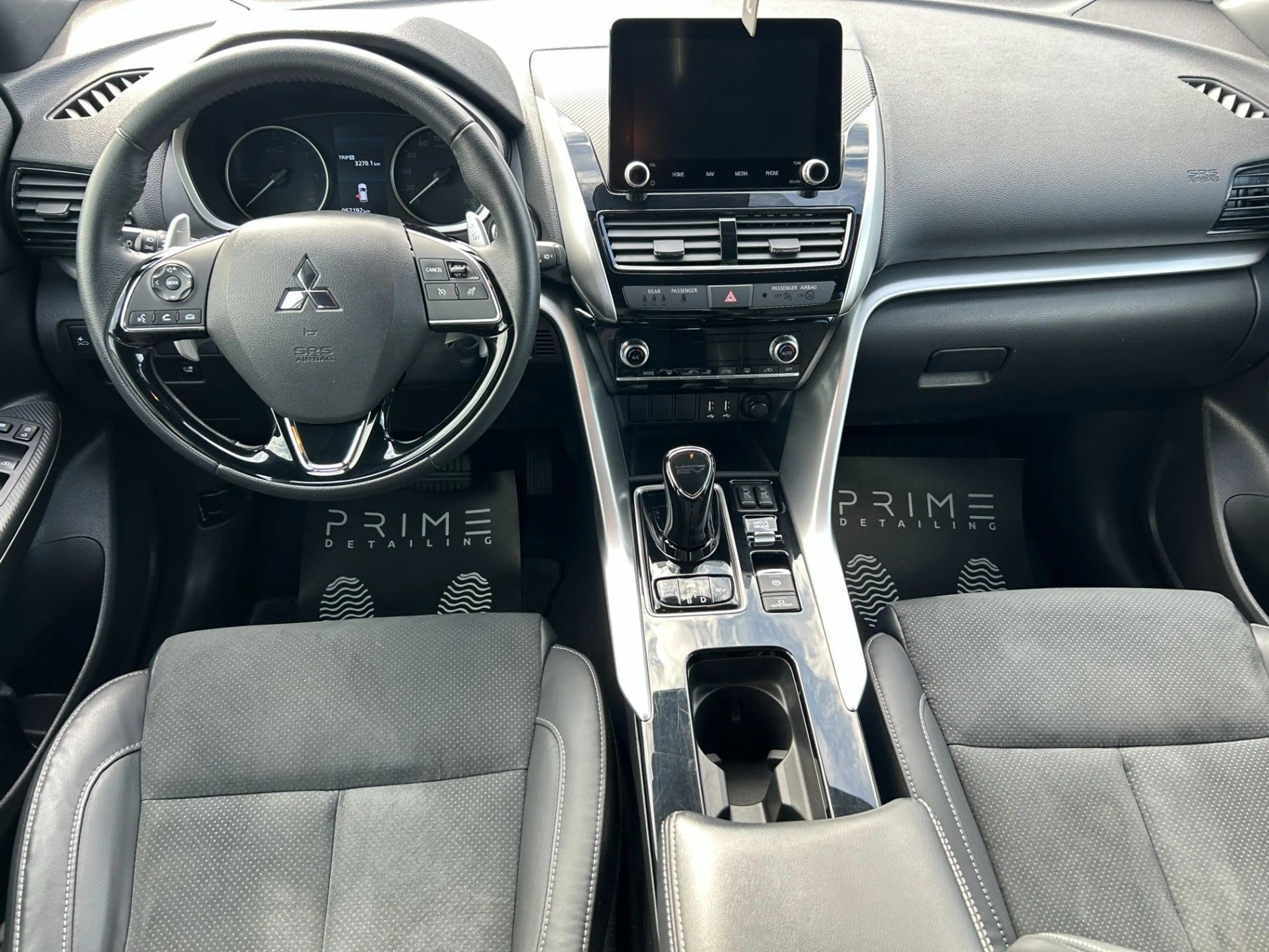 Mitsubishi Eclipse Cross 2,4 PHEV 4WD Intense+ CVT Aut. — photo 13