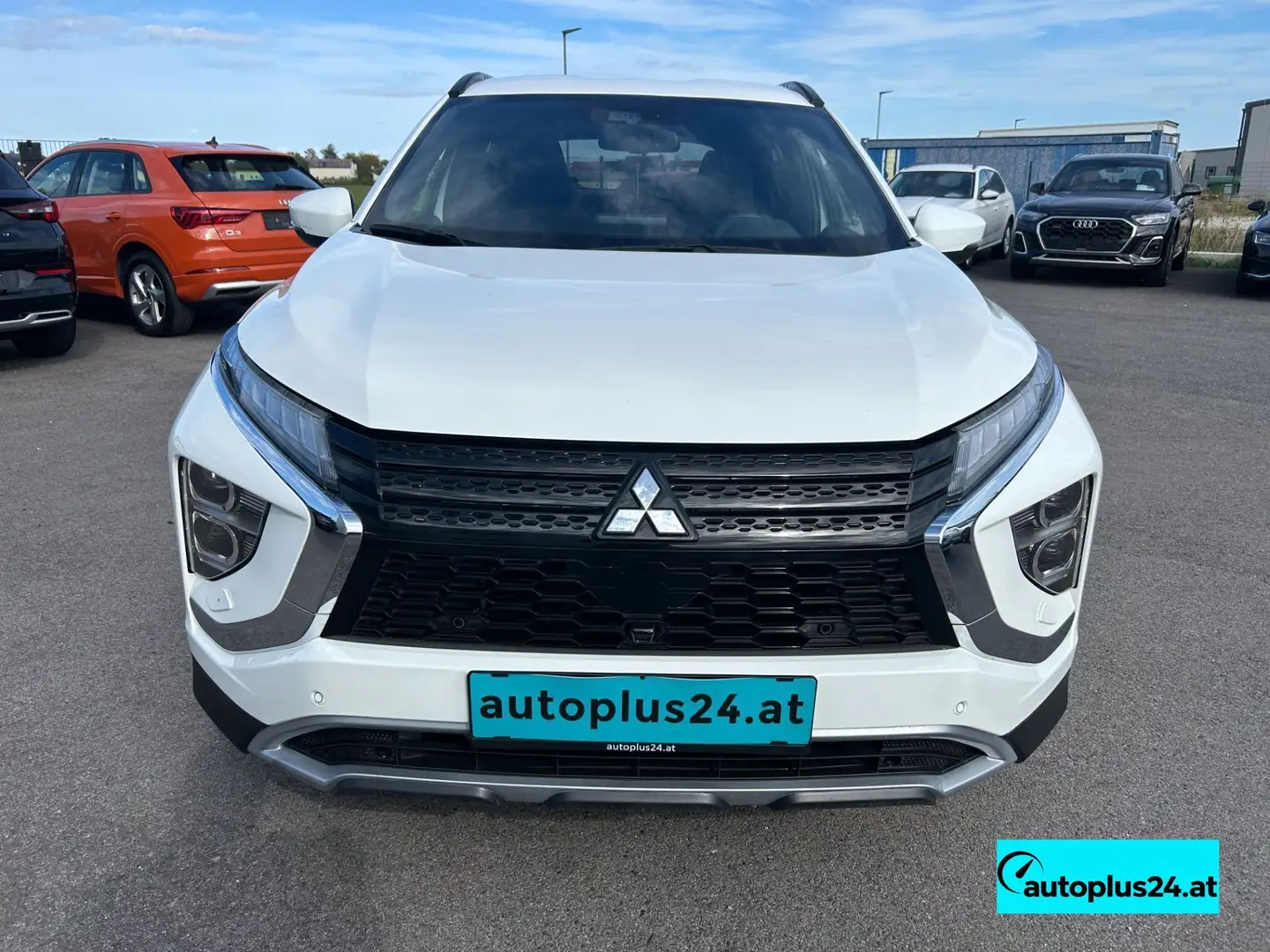 Mitsubishi Eclipse Cross 2,4 PHEV 4WD Intense+ CVT Aut. Weiß - 2