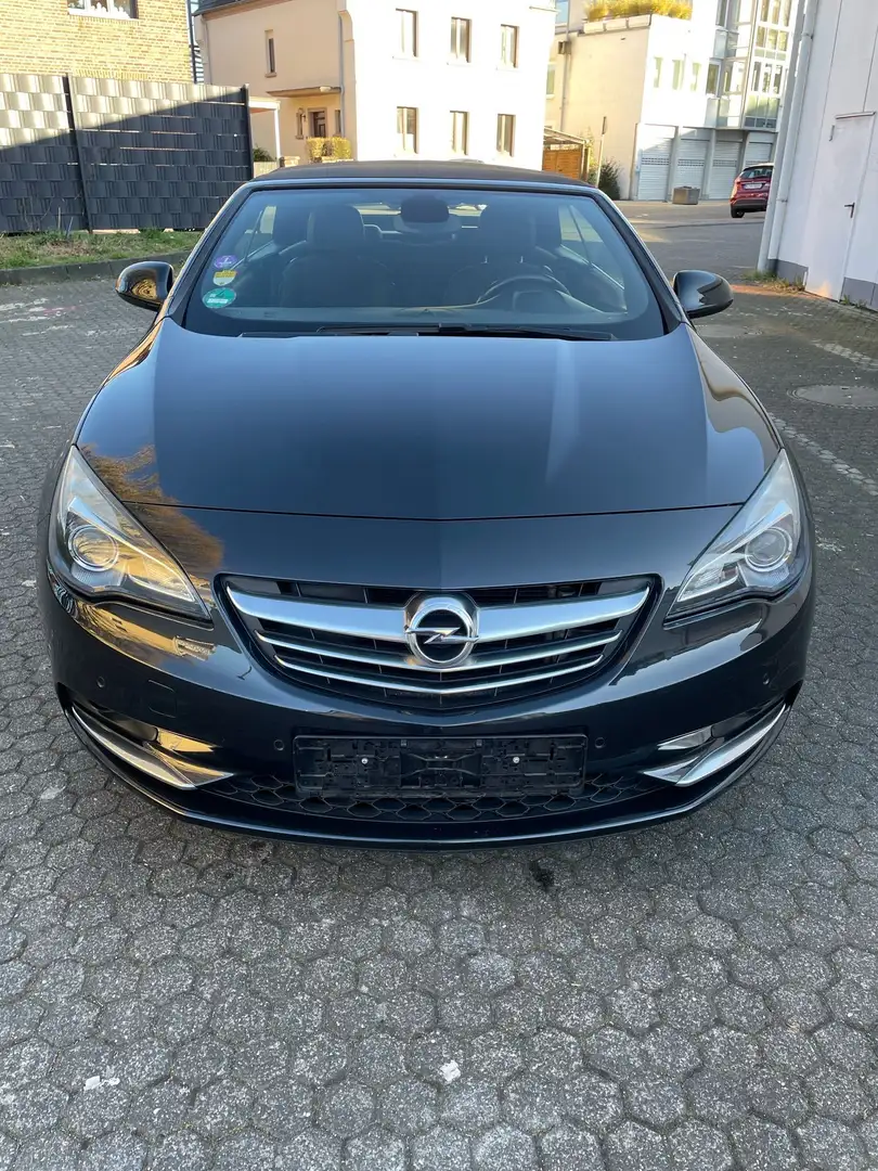 Opel Cascada 1.4 Turbo (ecoFLEX) Start/Stop Edition Schwarz - 2