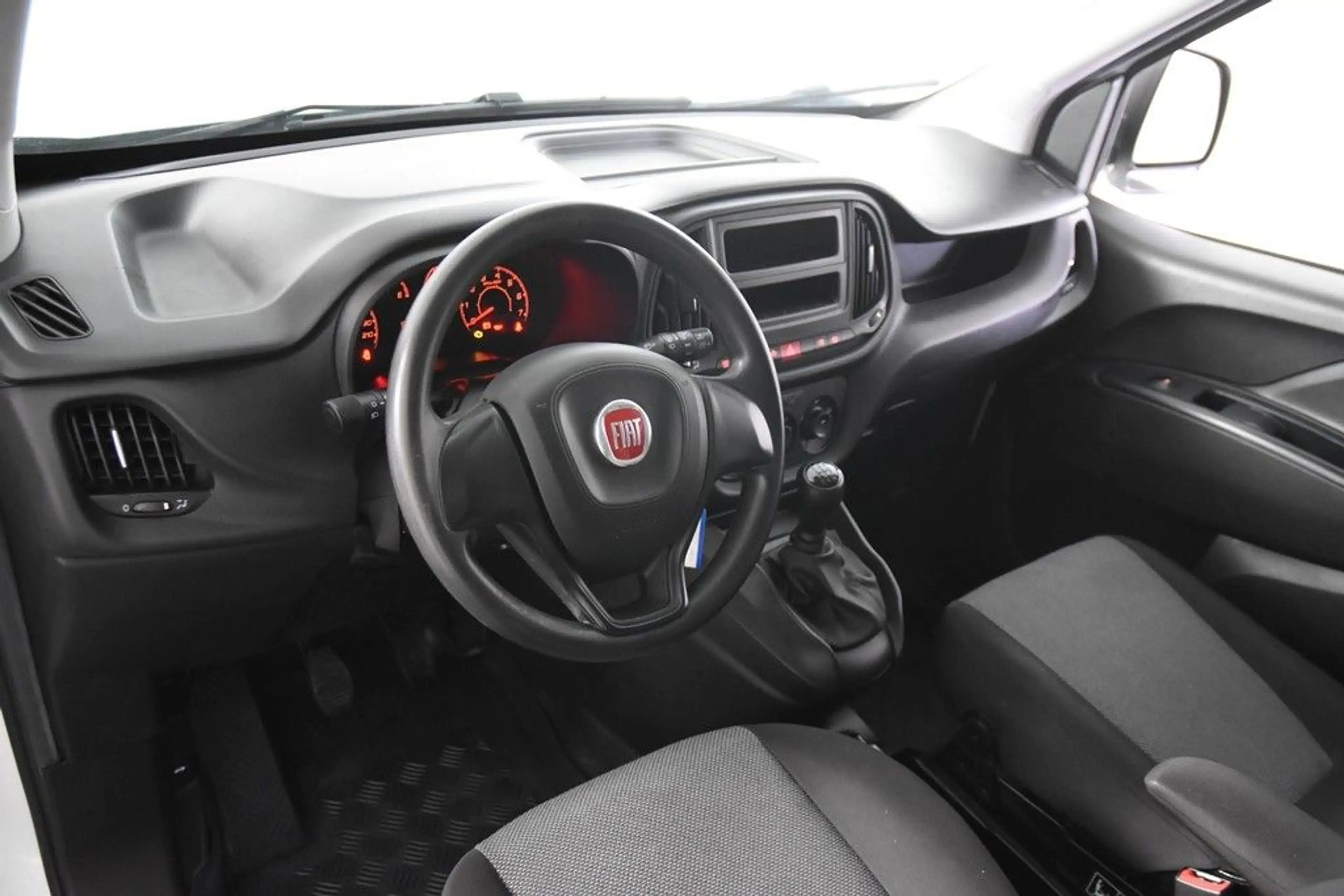 Fiat Doblo 1.3 Multijet Kasten *1.Hand*Park Assistent — photo 2