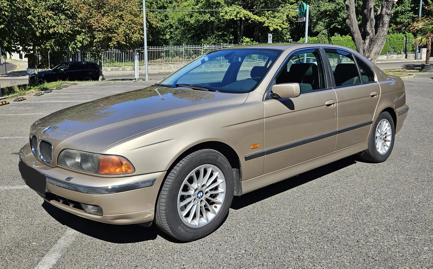 BMW 525 E39 Beige - 1