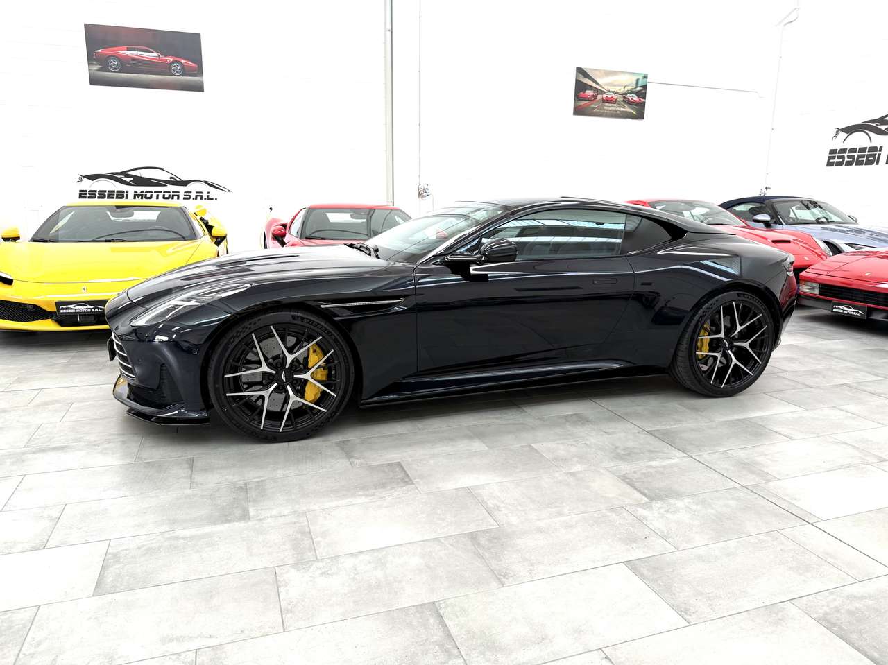 Aston Martin DB12 Coupe 4.0 V8 auto. KM 2.400  IVA ESPOSTA