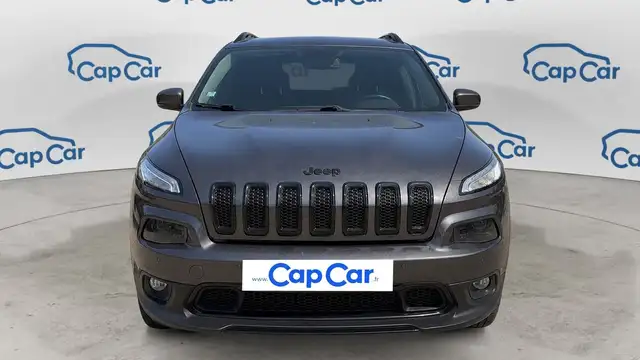 Jeep Cherokee view 5