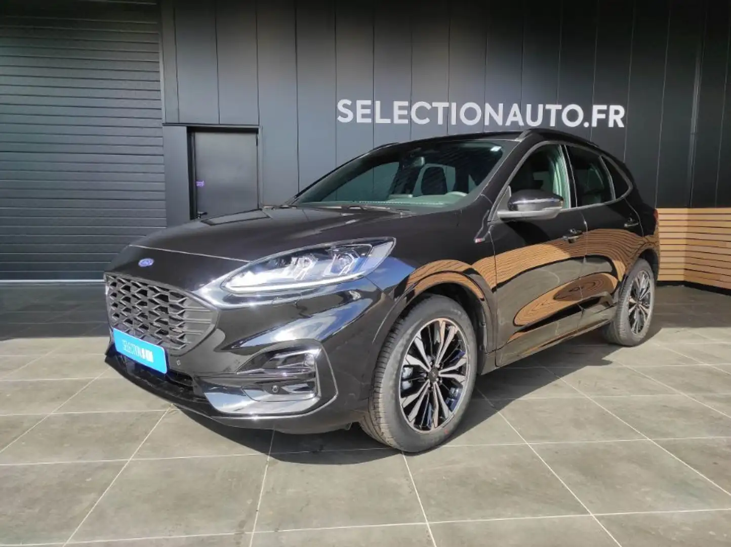 Ford Kuga III 1.5 EcoBlue 120 ch auto St Line Noir - 1