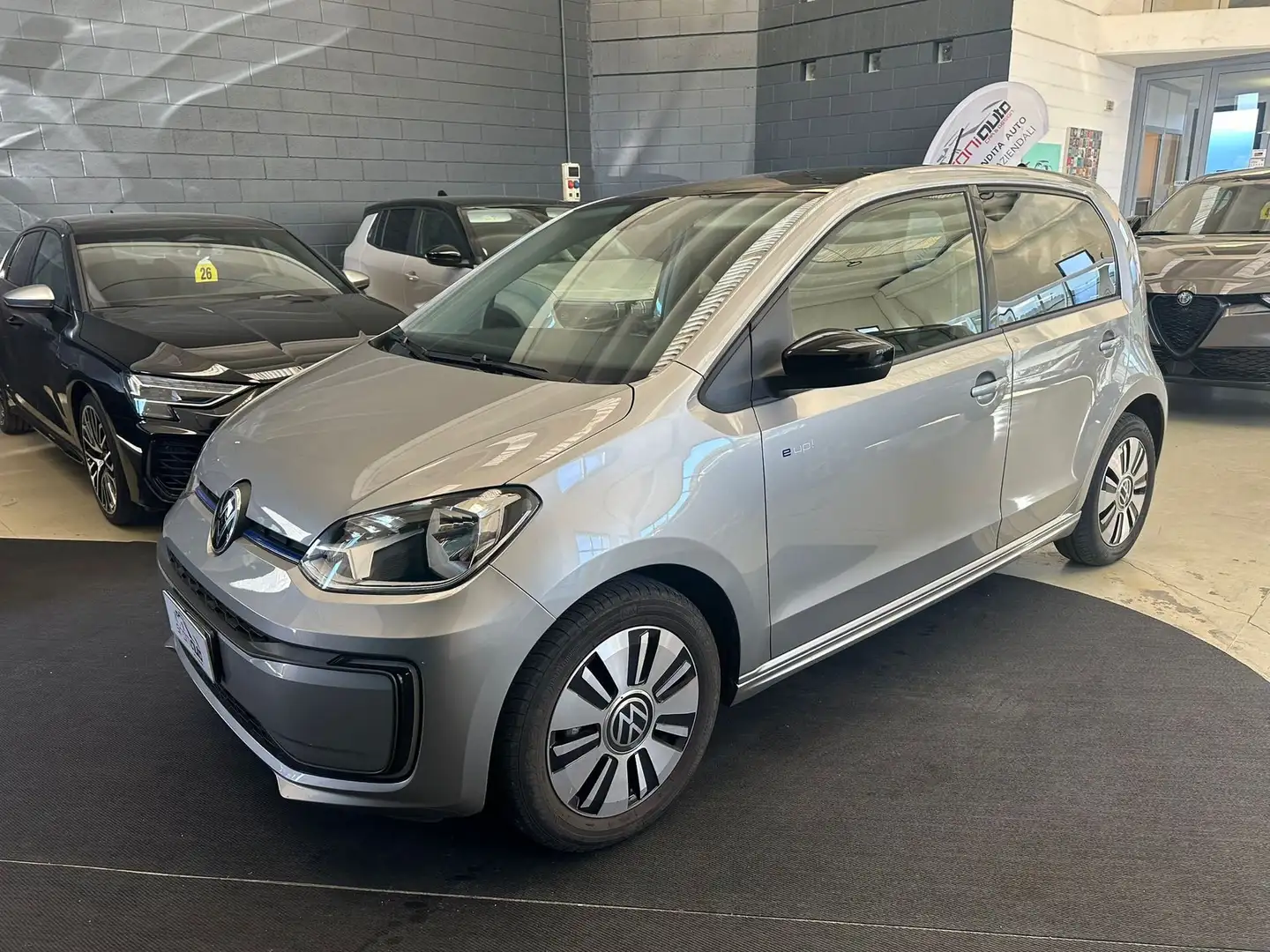 Volkswagen e-up! e-up! 82 CV Šedá - 1