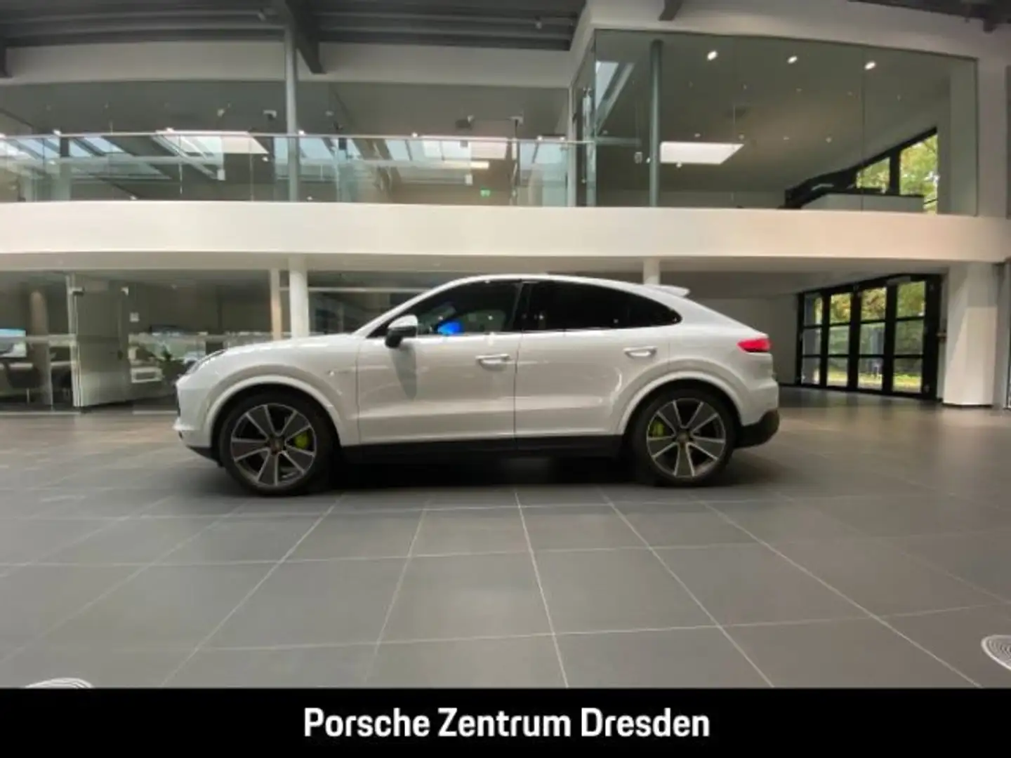 Porsche Cayenne E-Hybrid Coupe Luft*AHK*SH v+h*Head*Inno Weiß - 2