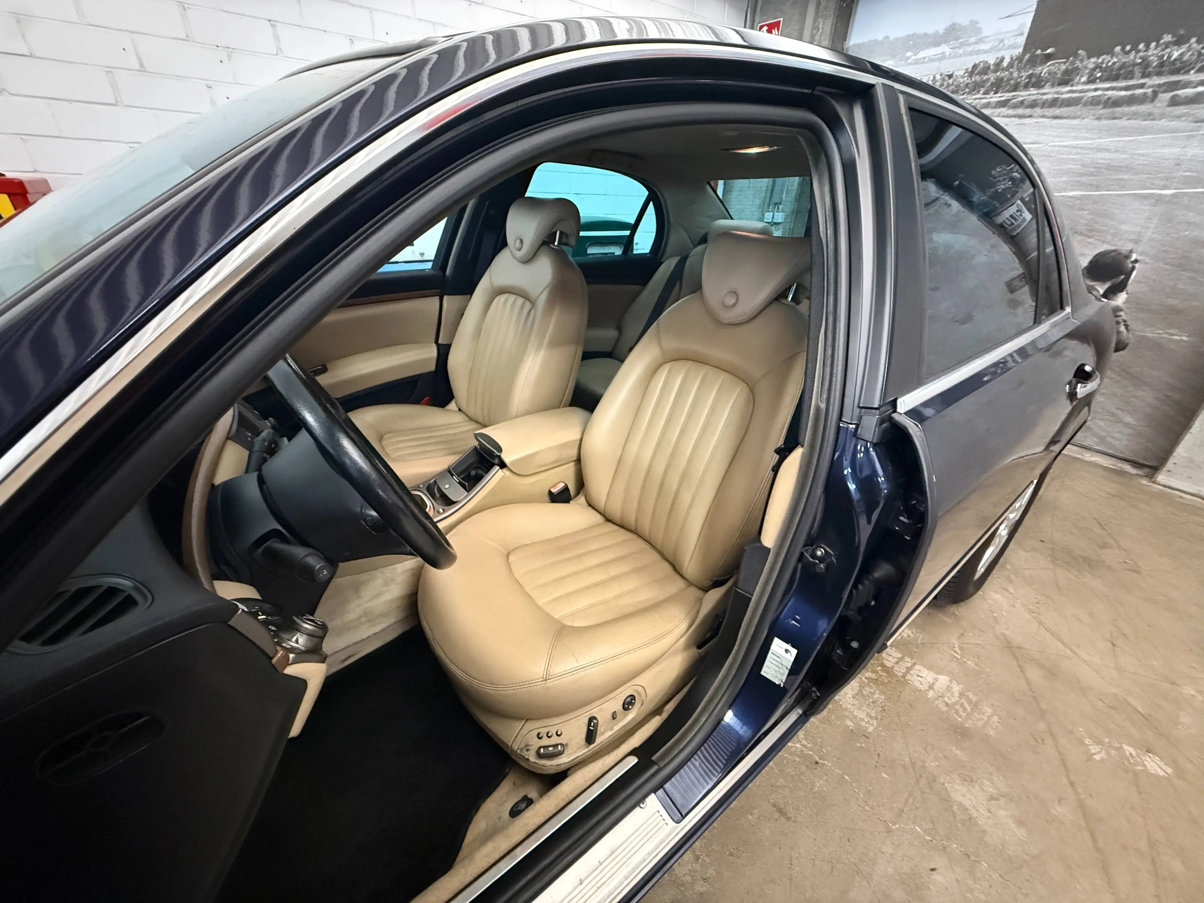 Lancia Thesis Thesis 2.4 20v Emblema — photo 8