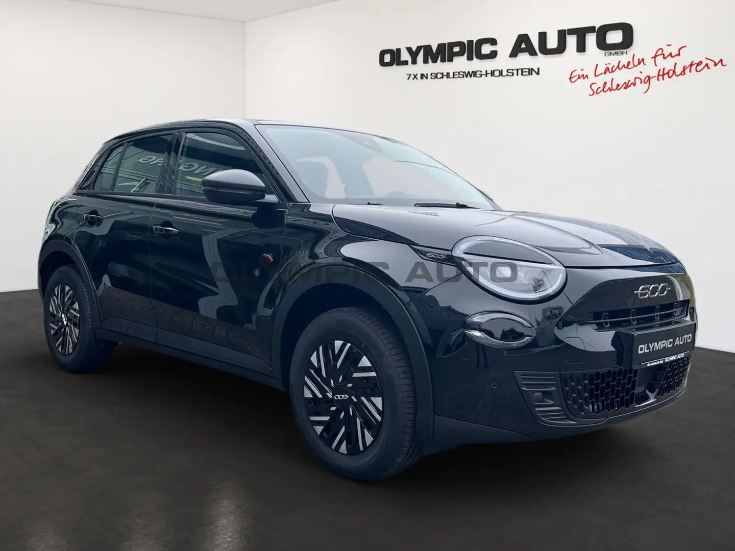 Fiat 600 Hybrid Special Edition DCT  CARPLAY SITZHZG Schwarz - 2