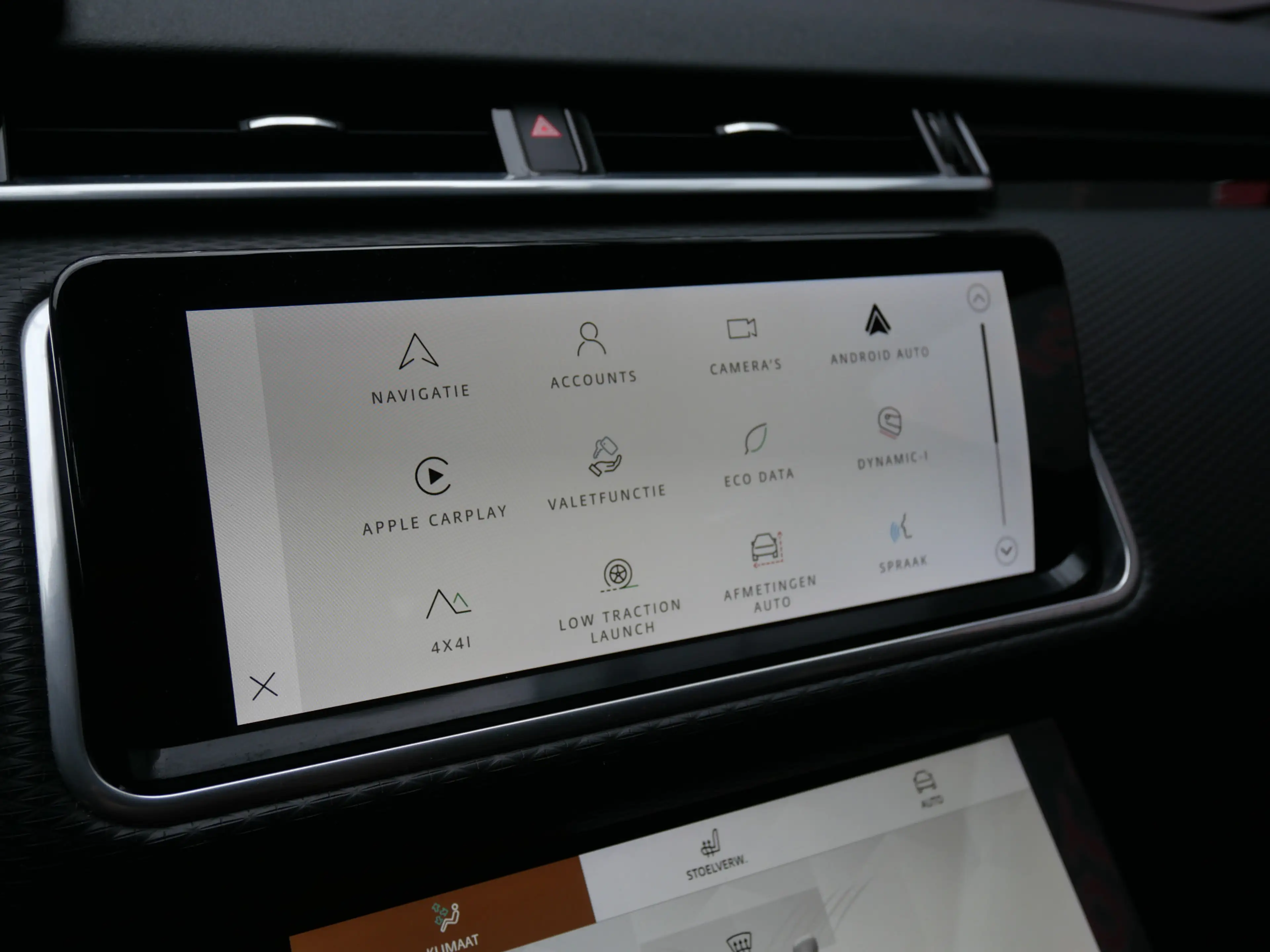 Land Rover Range Rover Velar 2.0 P400e AWD S PHEV | BLACK PACK | PANO | ACC | T — photo 29