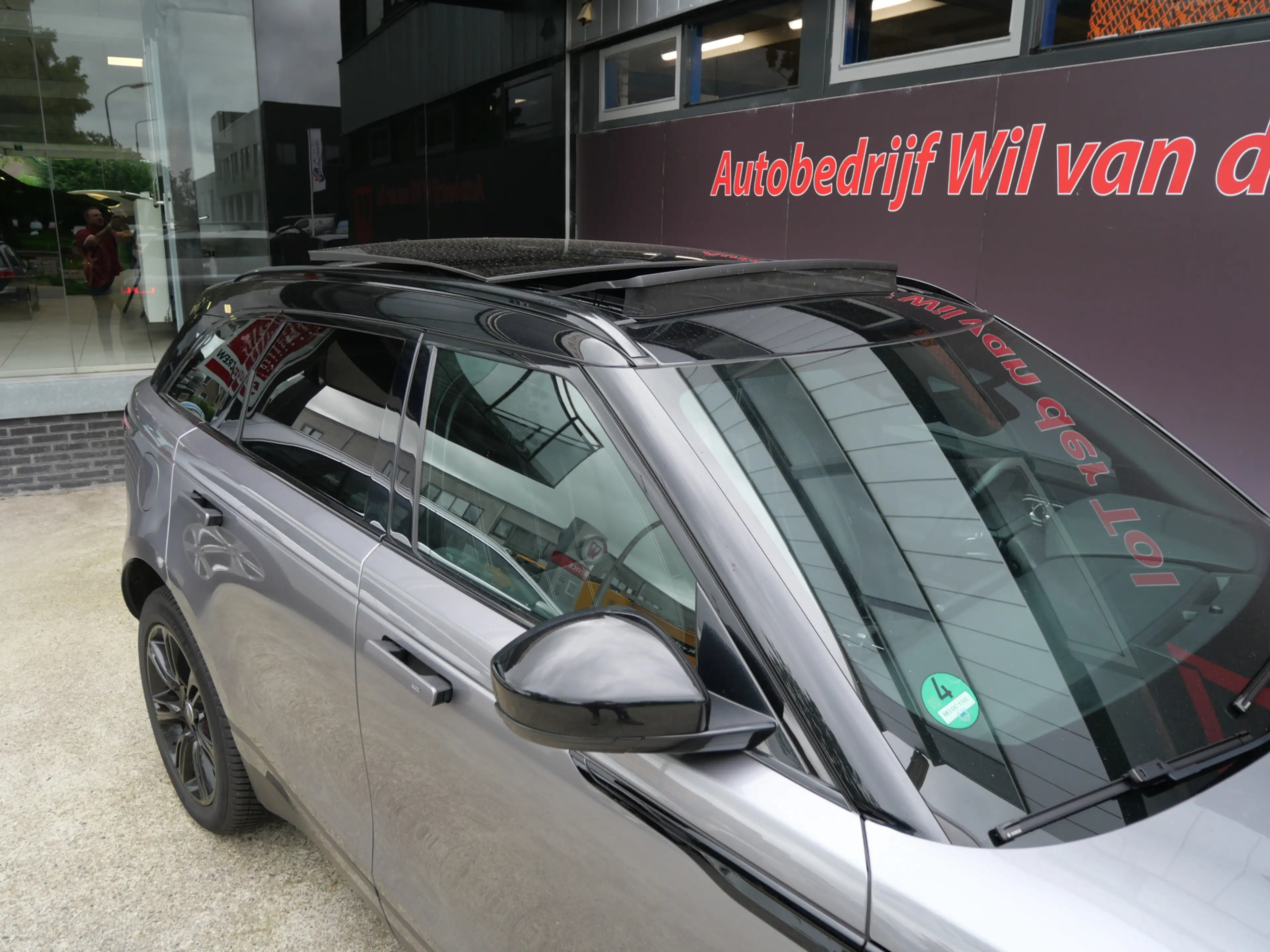 Land Rover Range Rover Velar 2.0 P400e AWD S PHEV | BLACK PACK | PANO | ACC | T — photo 8