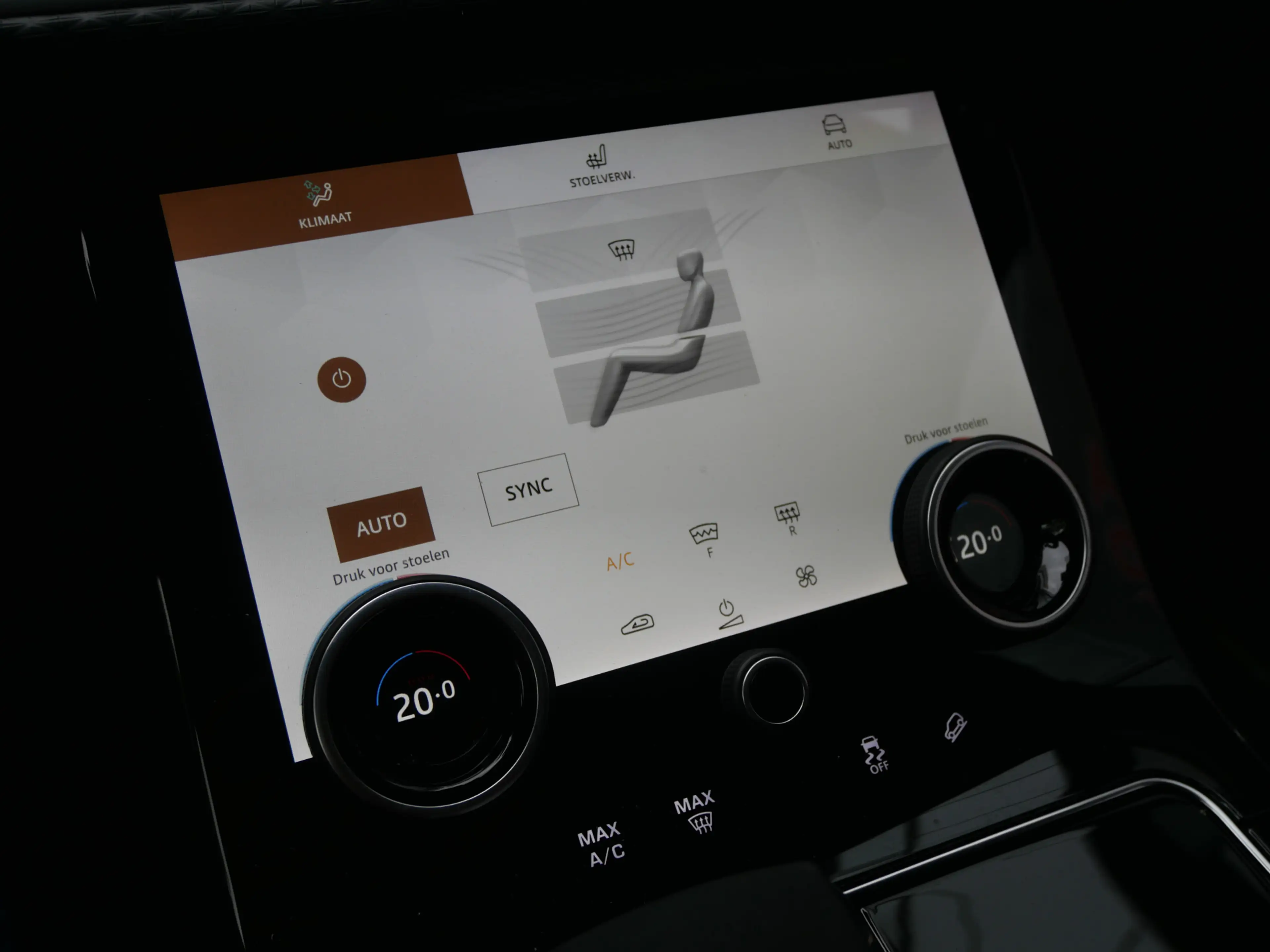 Land Rover Range Rover Velar 2.0 P400e AWD S PHEV | BLACK PACK | PANO | ACC | T — photo 27