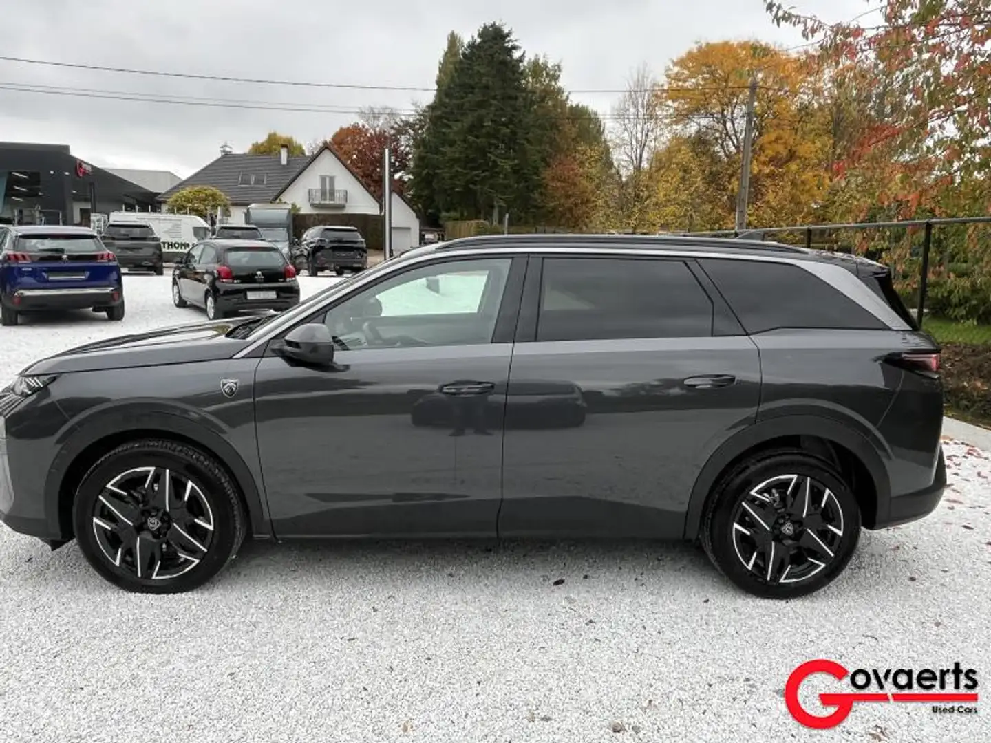 Peugeot 5008 GT Hybrid Gris - 2
