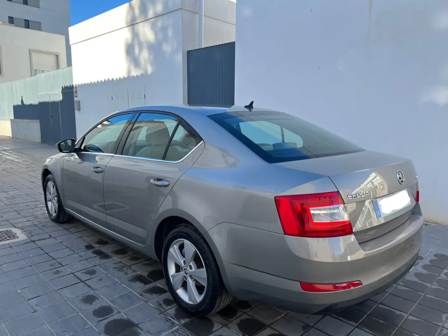 Skoda Octavia 1.2TSI Ambition DSG 105 Beige - 2