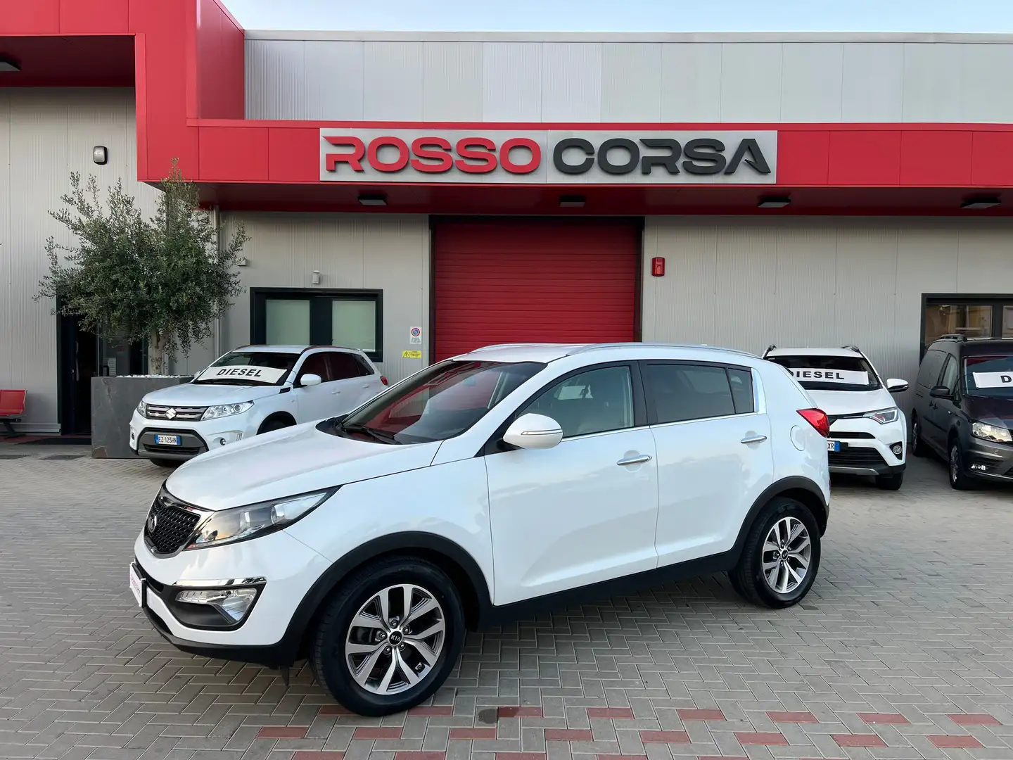 Kia Sportage 1.7 crdi High Tech stop Blanc - 1