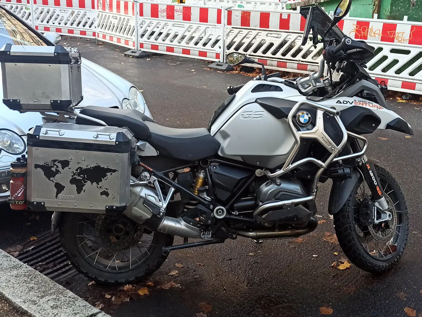 BMW R 1200 GS Adventure Bílá - 1