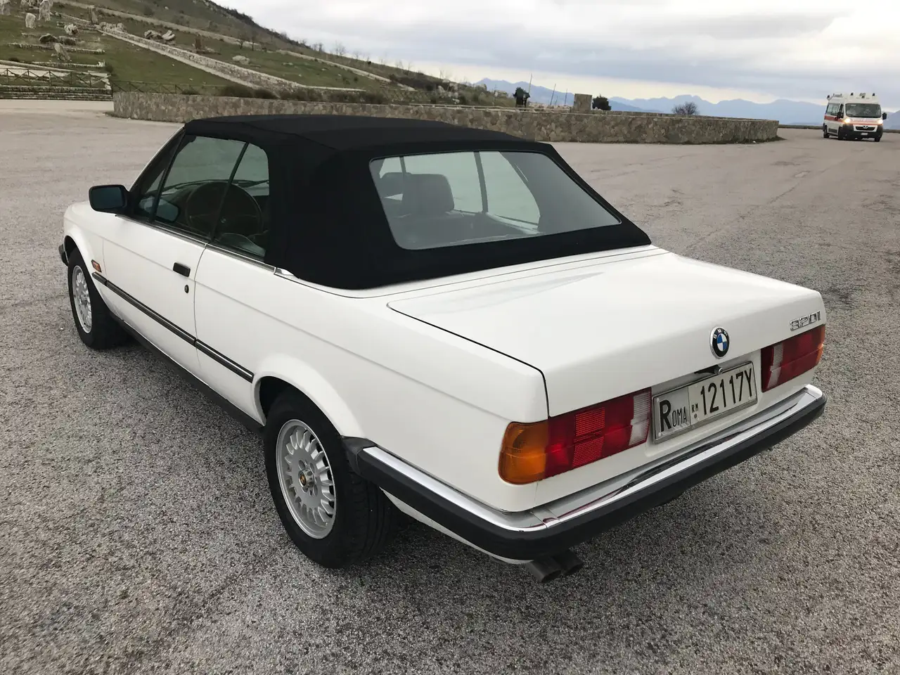 BMW 320i Cabrio, foto 4