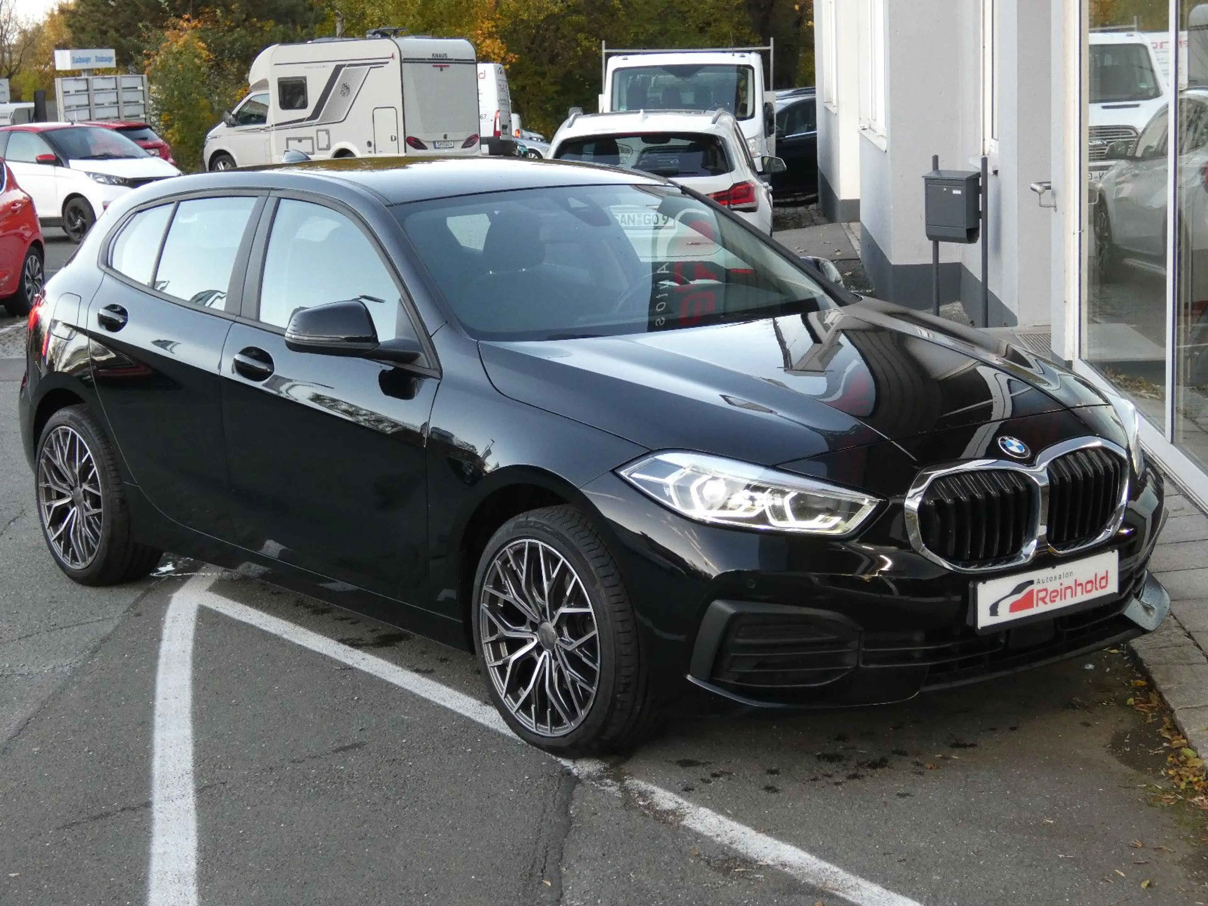 BMW 118 i Advantage 18" LED FLA NAVI DAB SHZ PDC v+h — photo 3