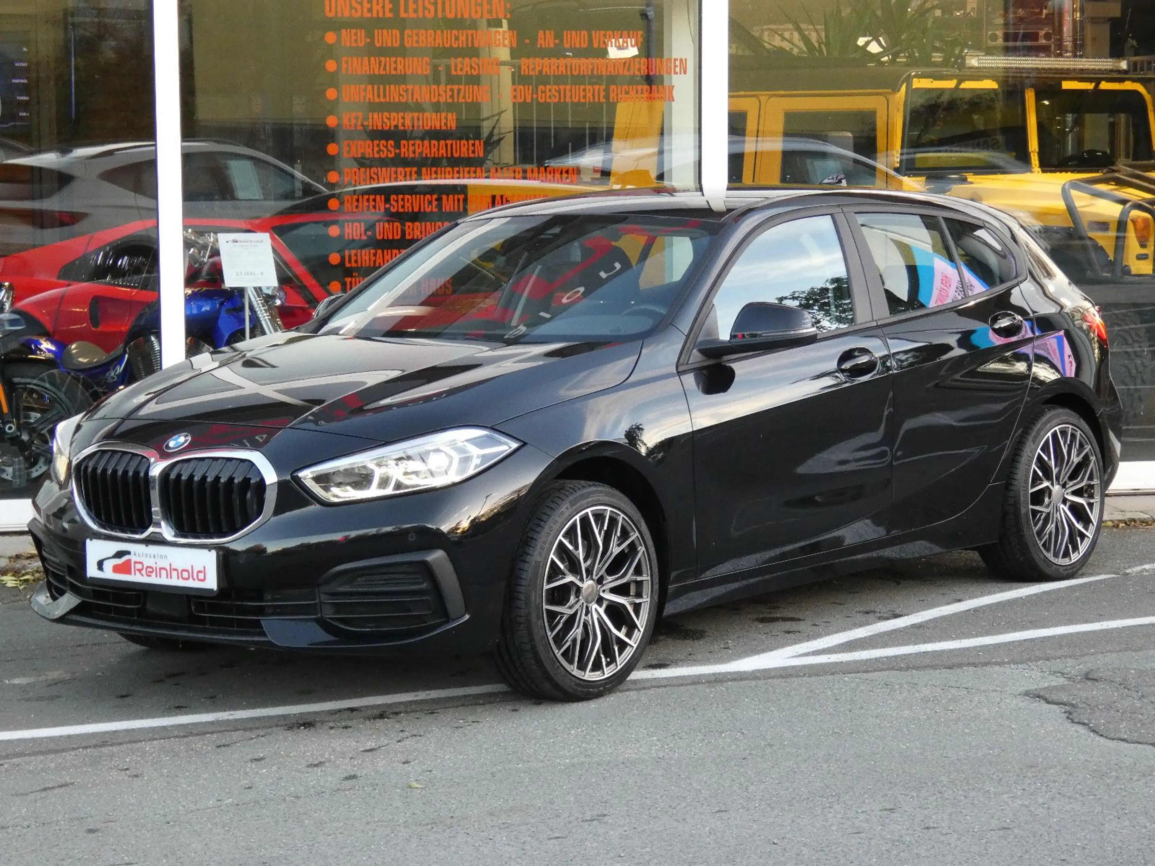 BMW 118 i Advantage 18" LED FLA NAVI DAB SHZ PDC v+h — photo 5