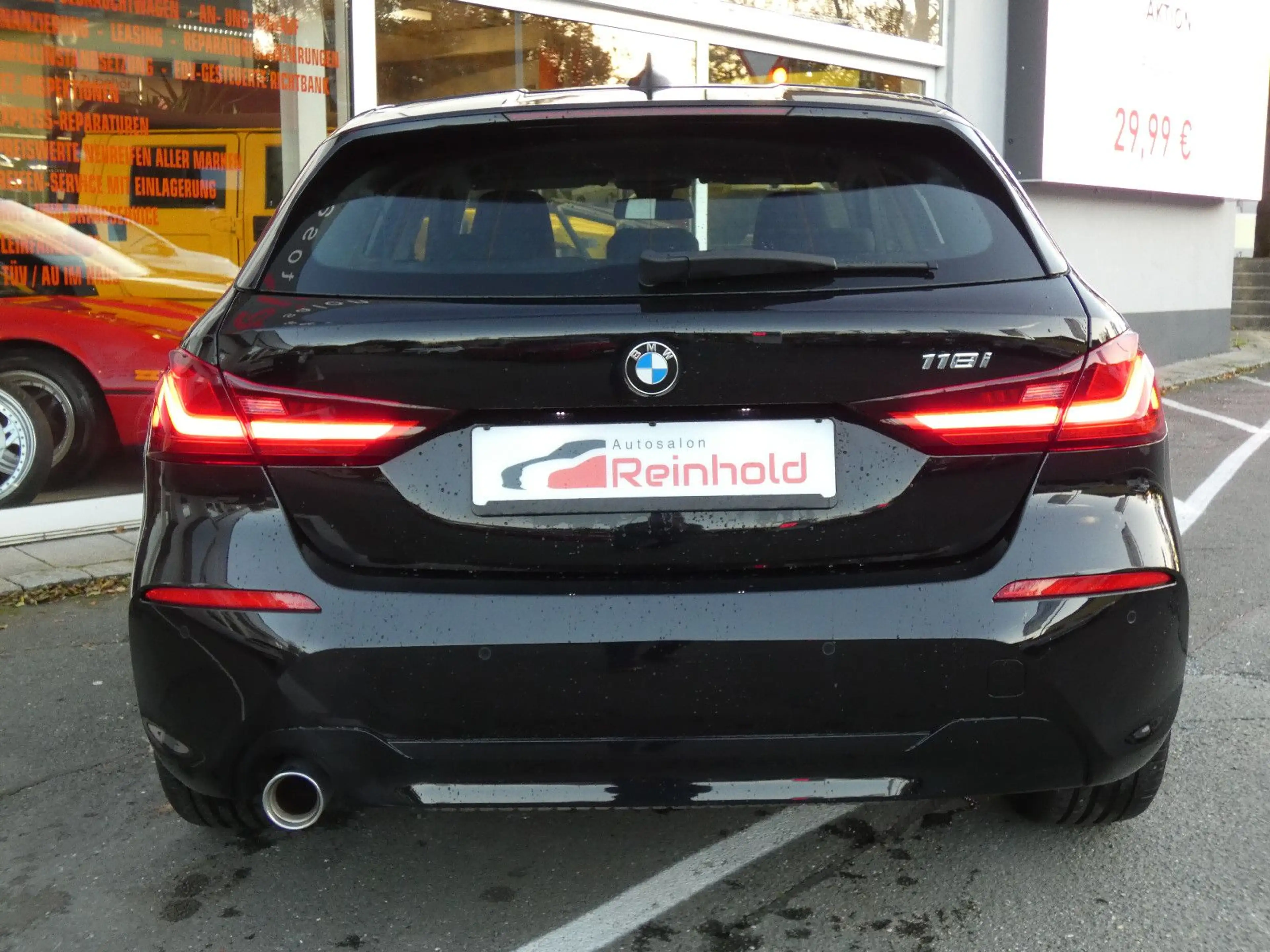 BMW 118 i Advantage 18" LED FLA NAVI DAB SHZ PDC v+h — photo 15