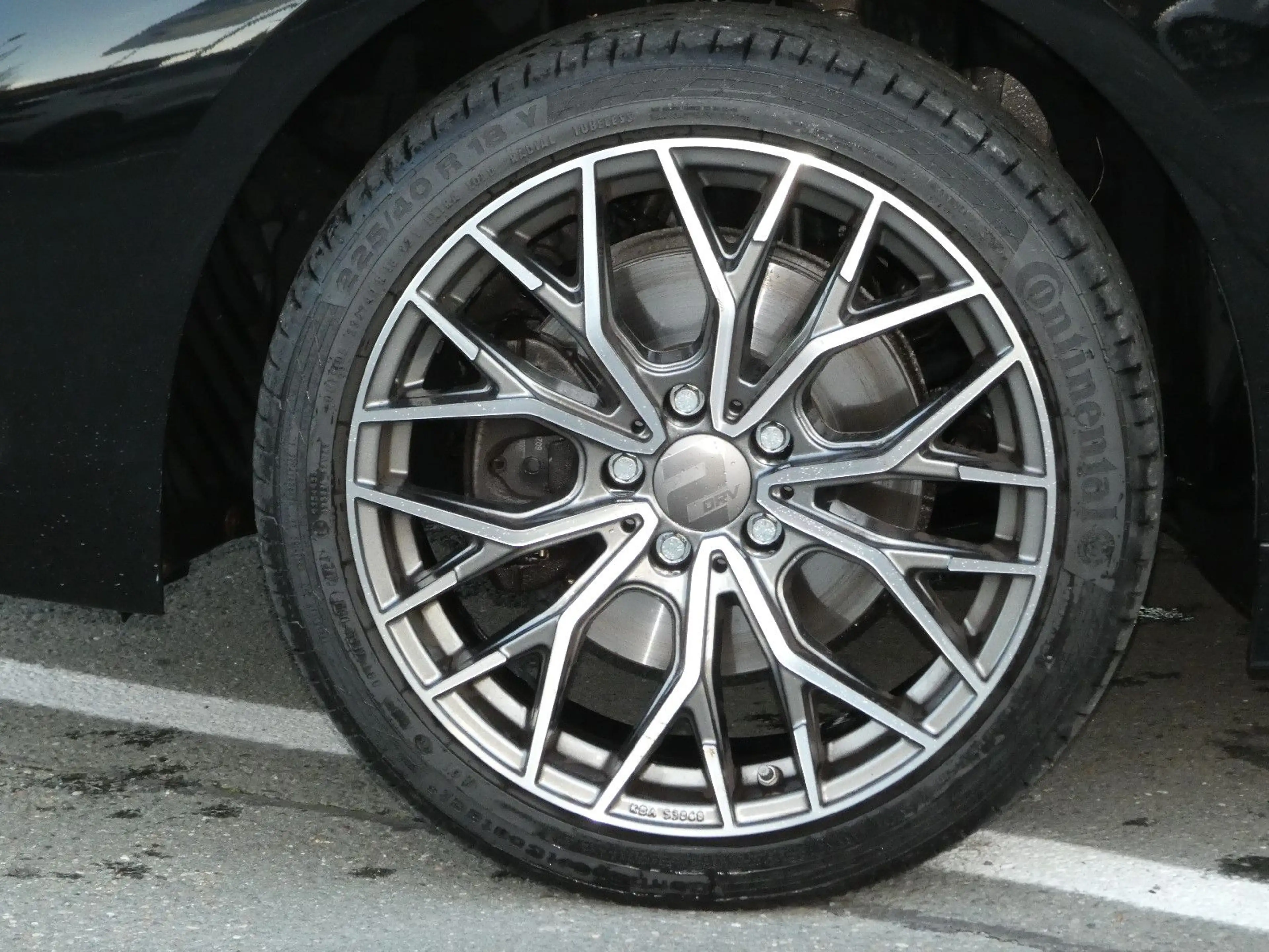 BMW 118 i Advantage 18" LED FLA NAVI DAB SHZ PDC v+h — photo 9