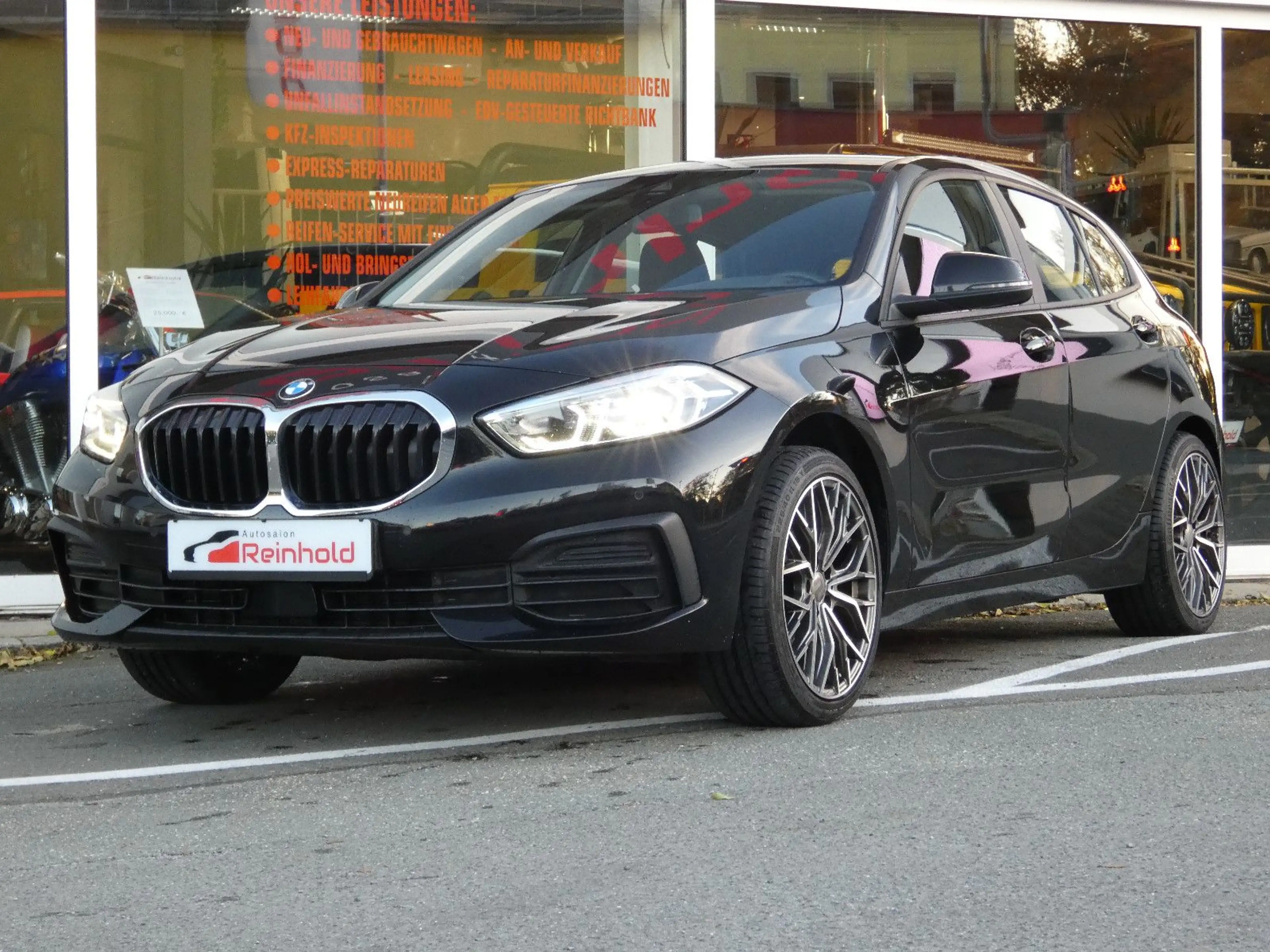 BMW 118 i Advantage 18" LED FLA NAVI DAB SHZ PDC v+h — photo 7