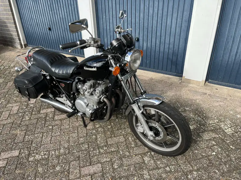 Kawasaki KZ 750 - foto 6