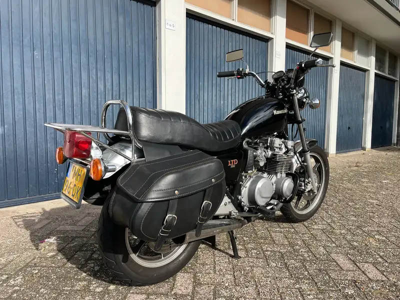 Kawasaki KZ 750 - foto 7