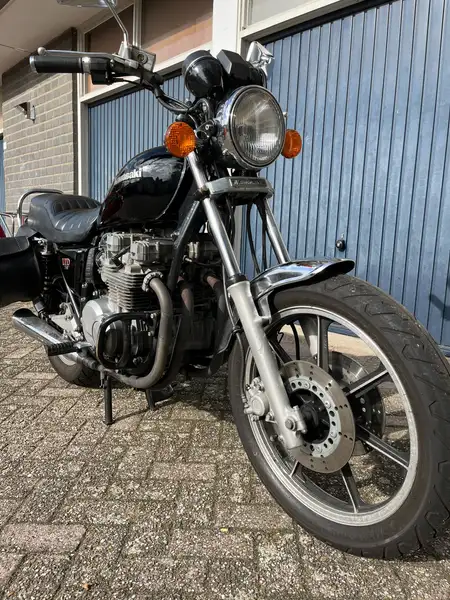 Kawasaki KZ 750 - foto 5