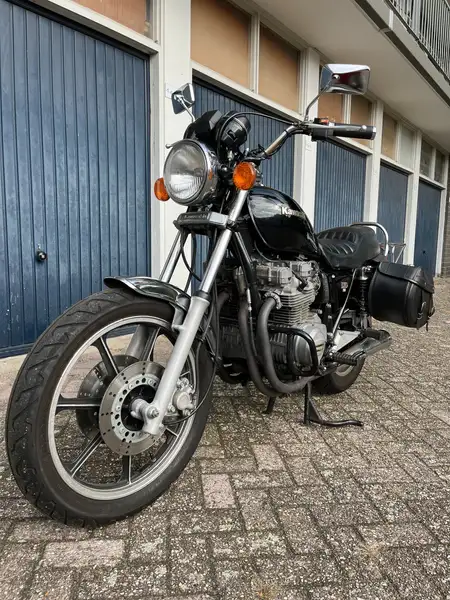 Kawasaki KZ 750 - foto 4