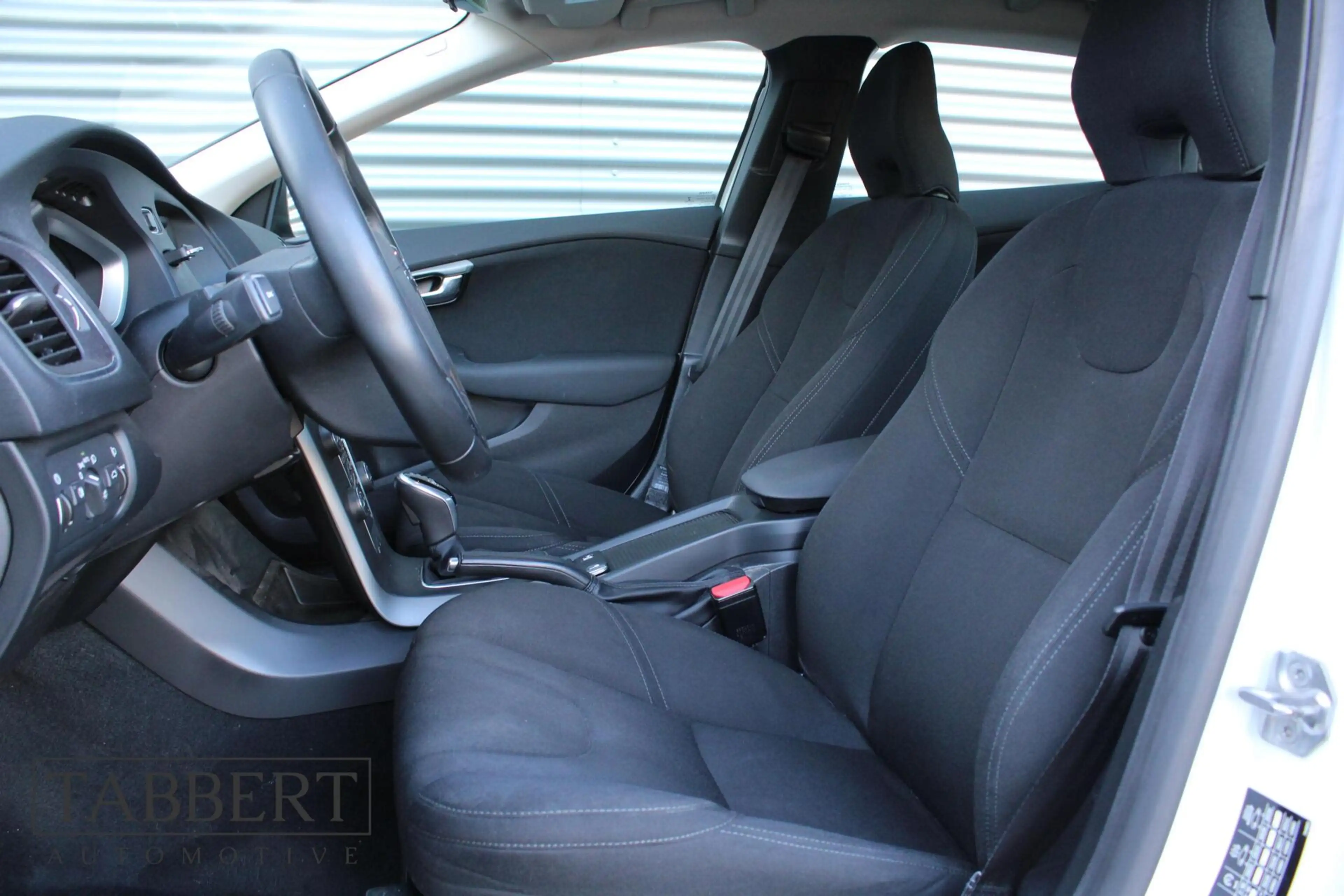 Volvo V40 1.5 T2 Automaat — photo 9