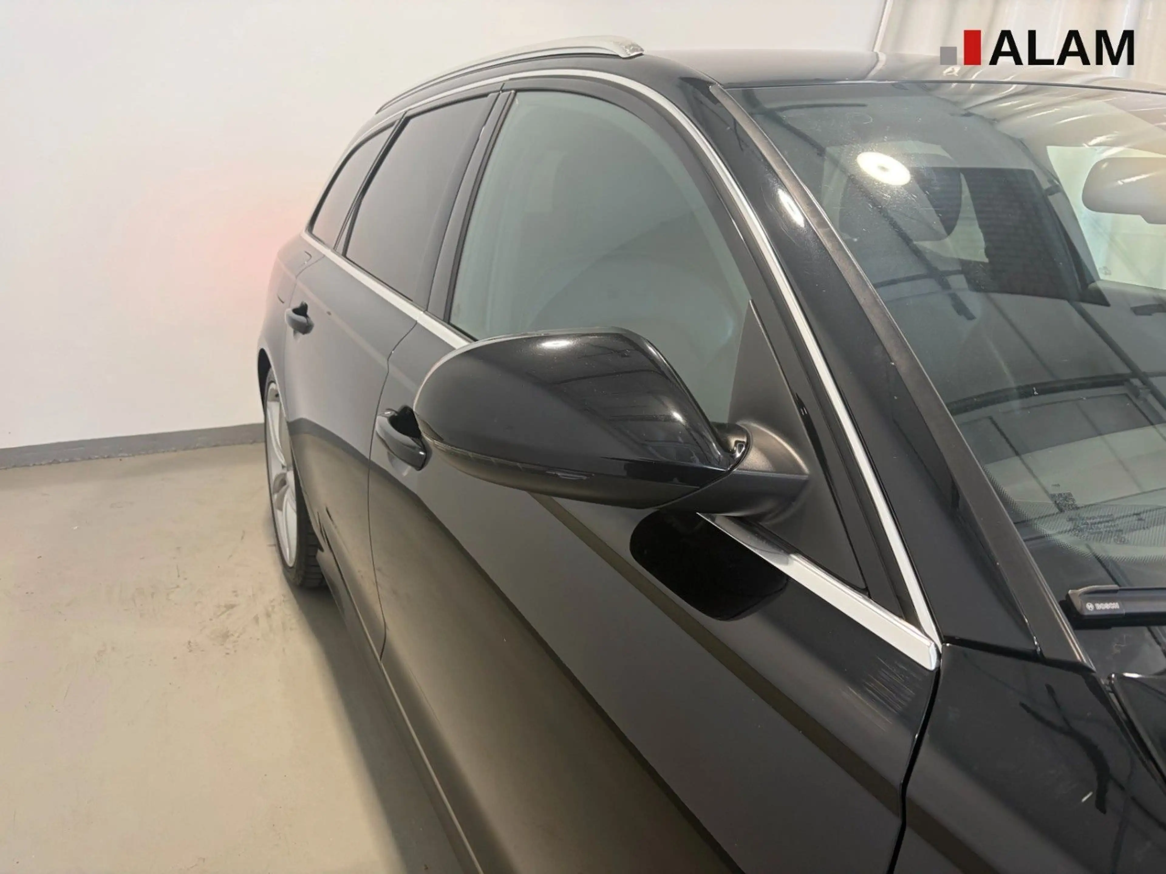 Audi A6 Avant 3.0 TDI quattro ACC Navi RFK BOSE 320PS — photo 9