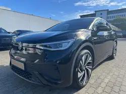 Volkswagen ID.5 Pro Performance ACC AHK HuD PANO IQ.LIGHT
