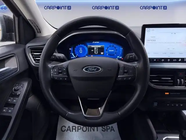 Ford Focus view 12